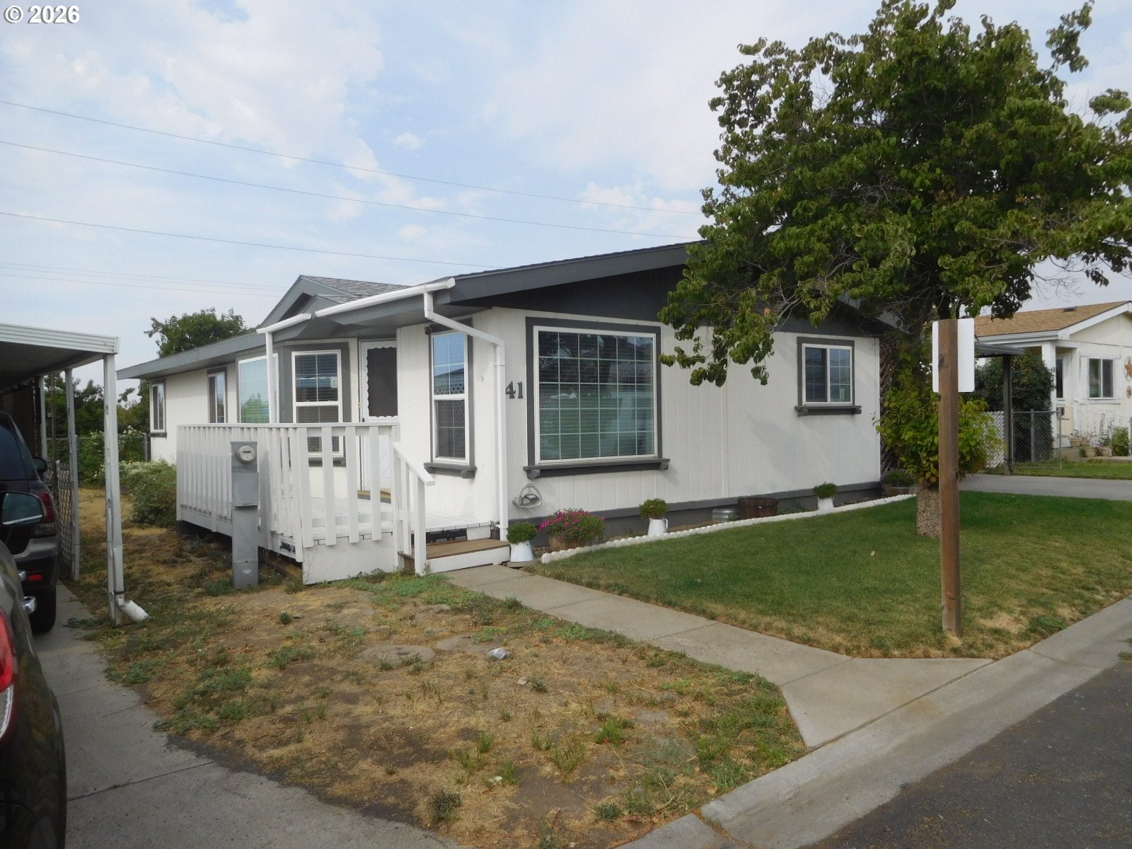 910 Cowl St 41 — photo