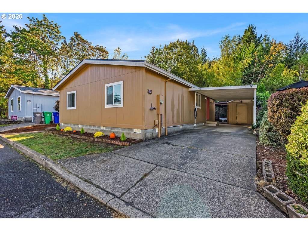 5200 SE 132nd Ave Unit 15 — photo
