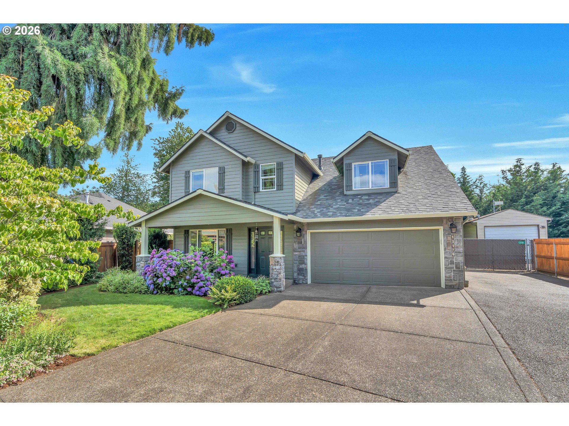 13179 Gaffney Ln — photo
