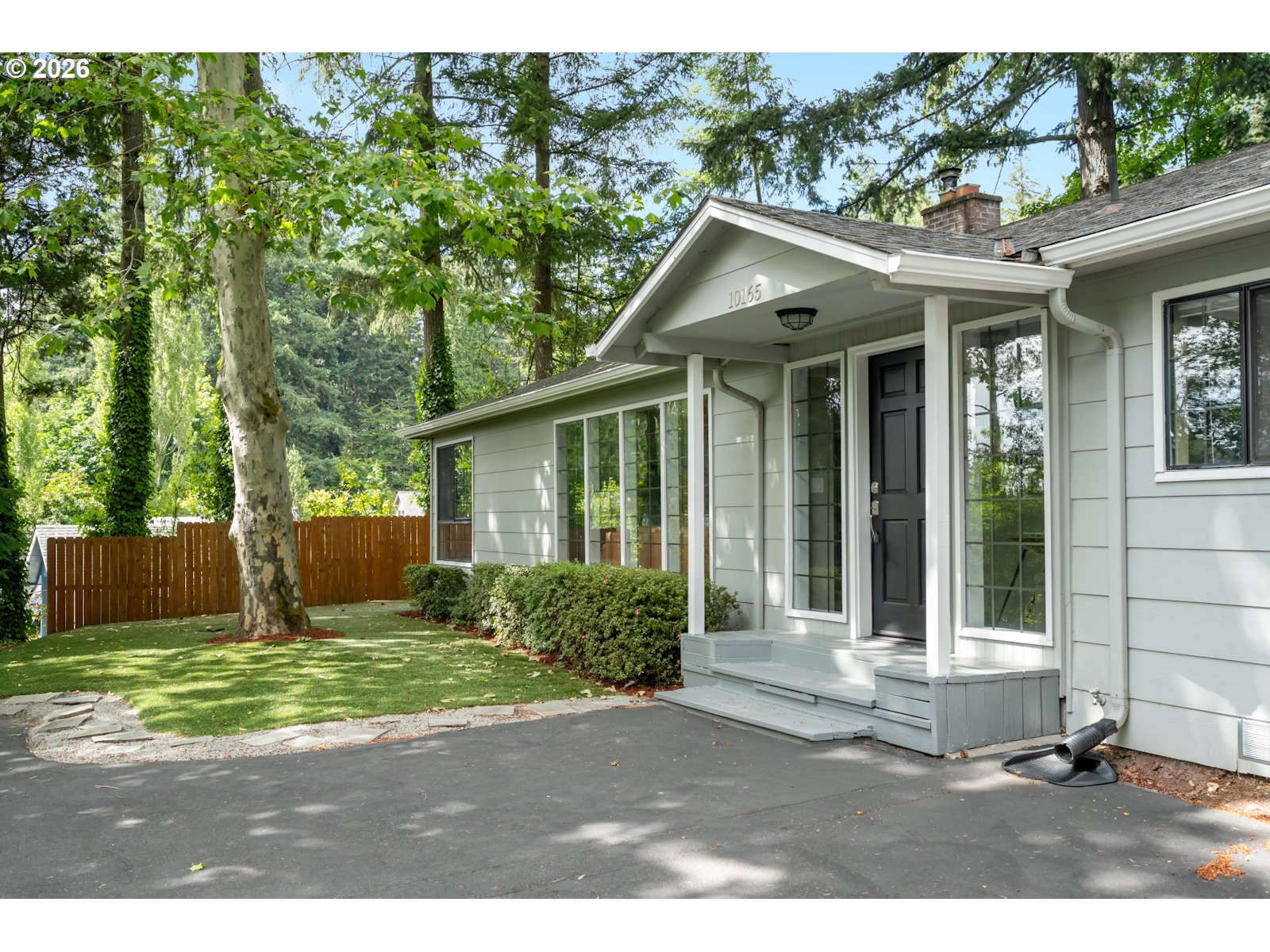 10165 SW Walker Rd — photo