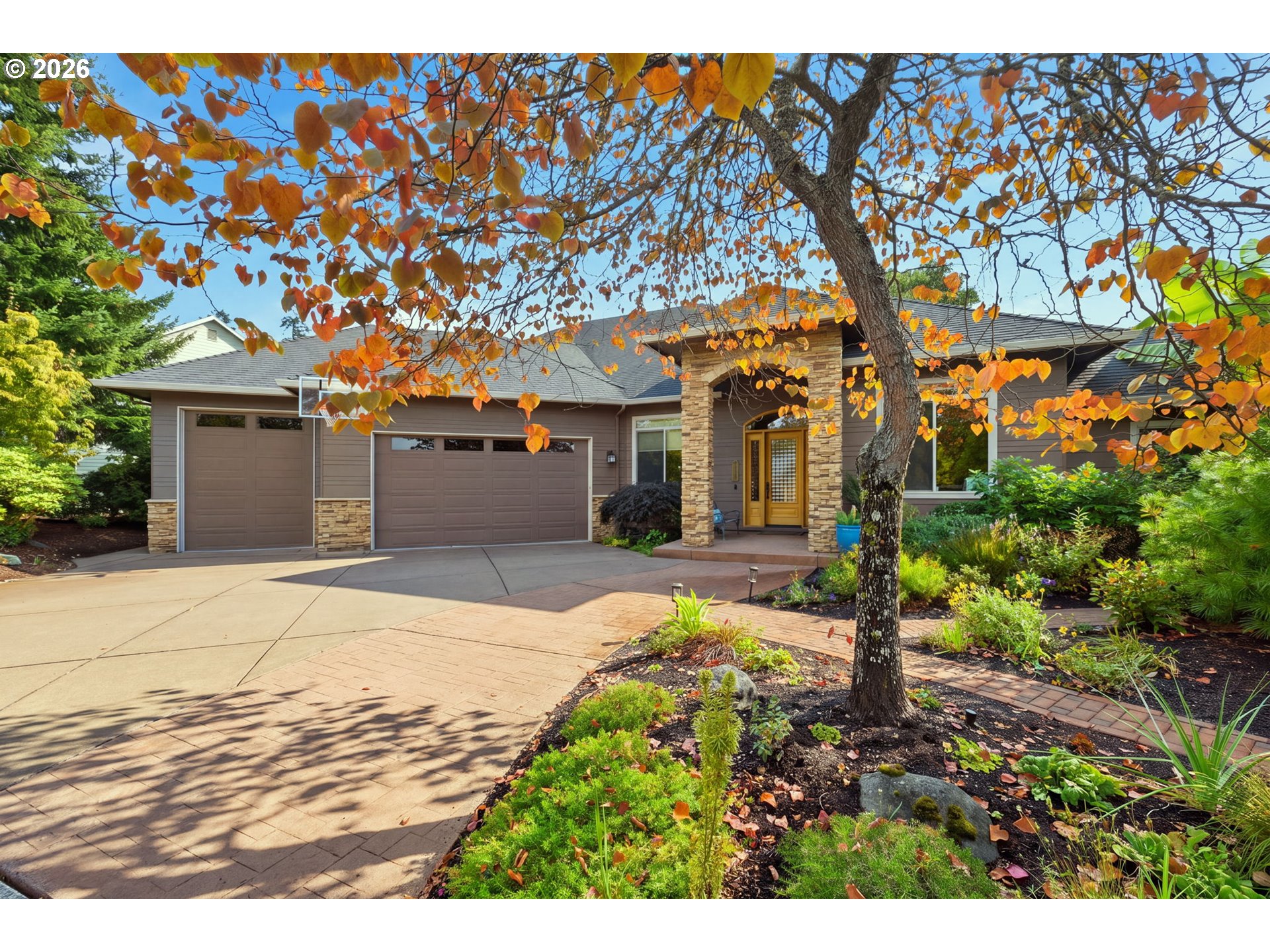 2834 Blacktail Dr, Eugene, OR 97405 — photo 3