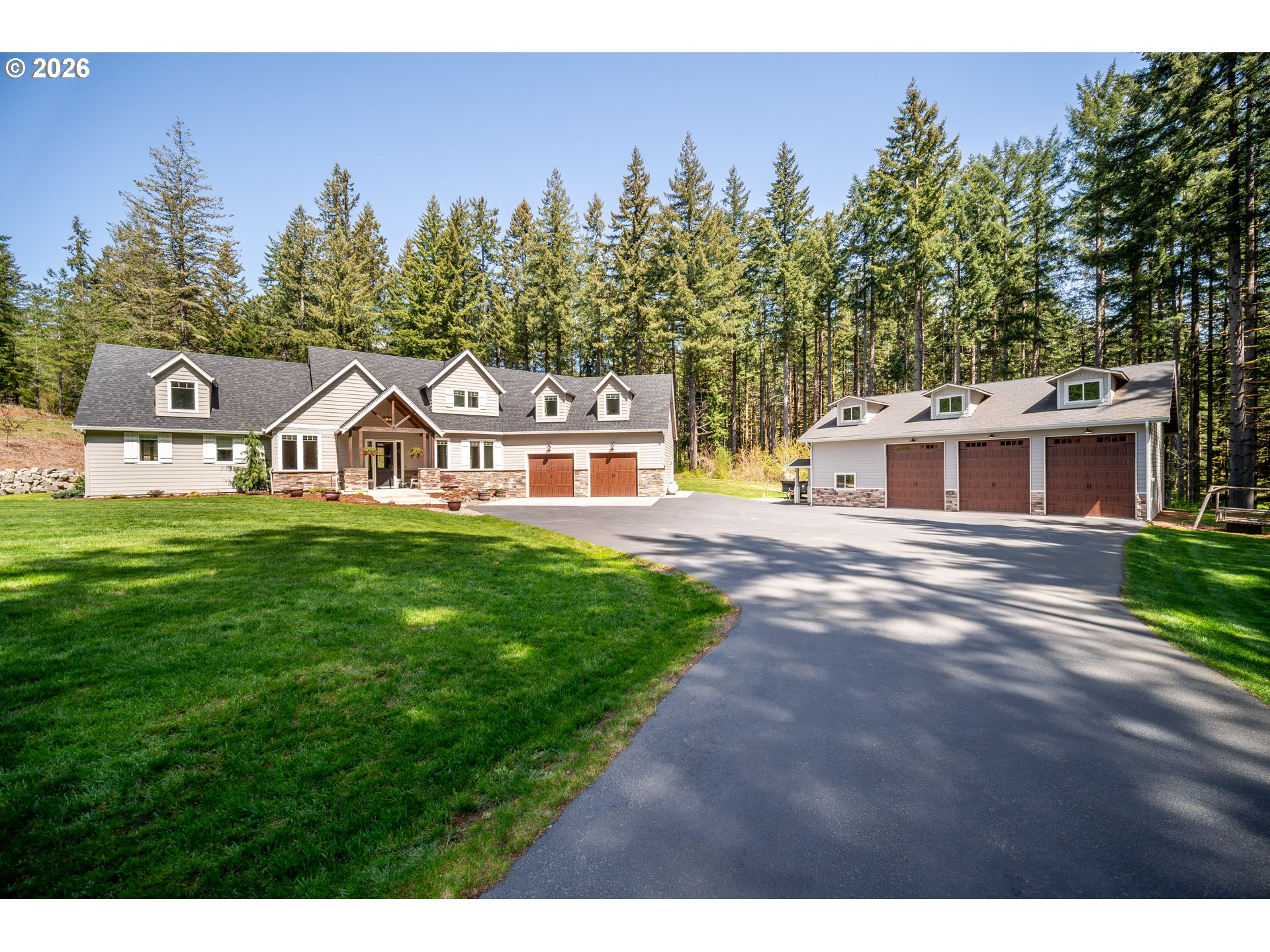 411 Five Peaks Dr — photo