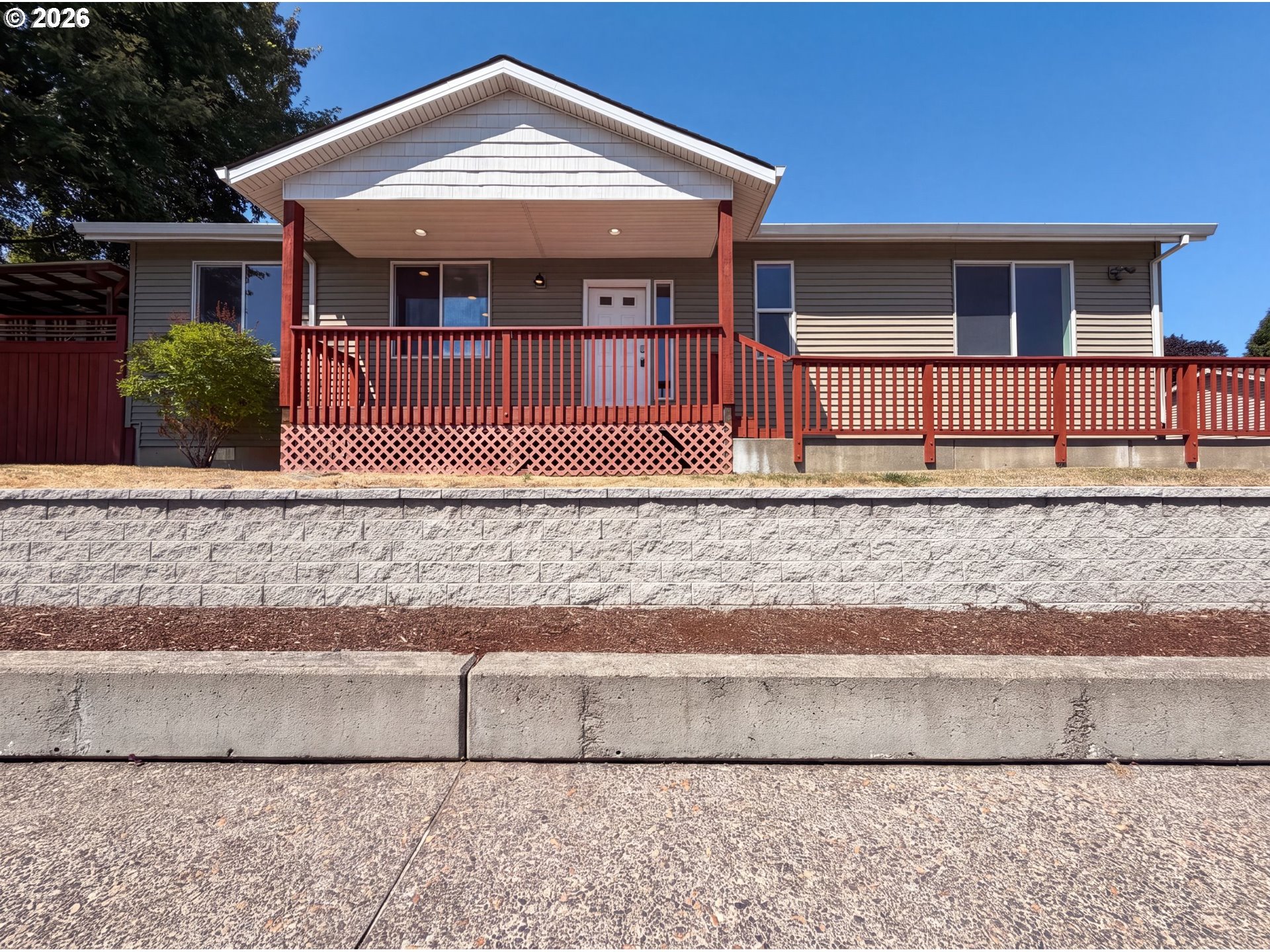 19015 SW Jessica Way — photo