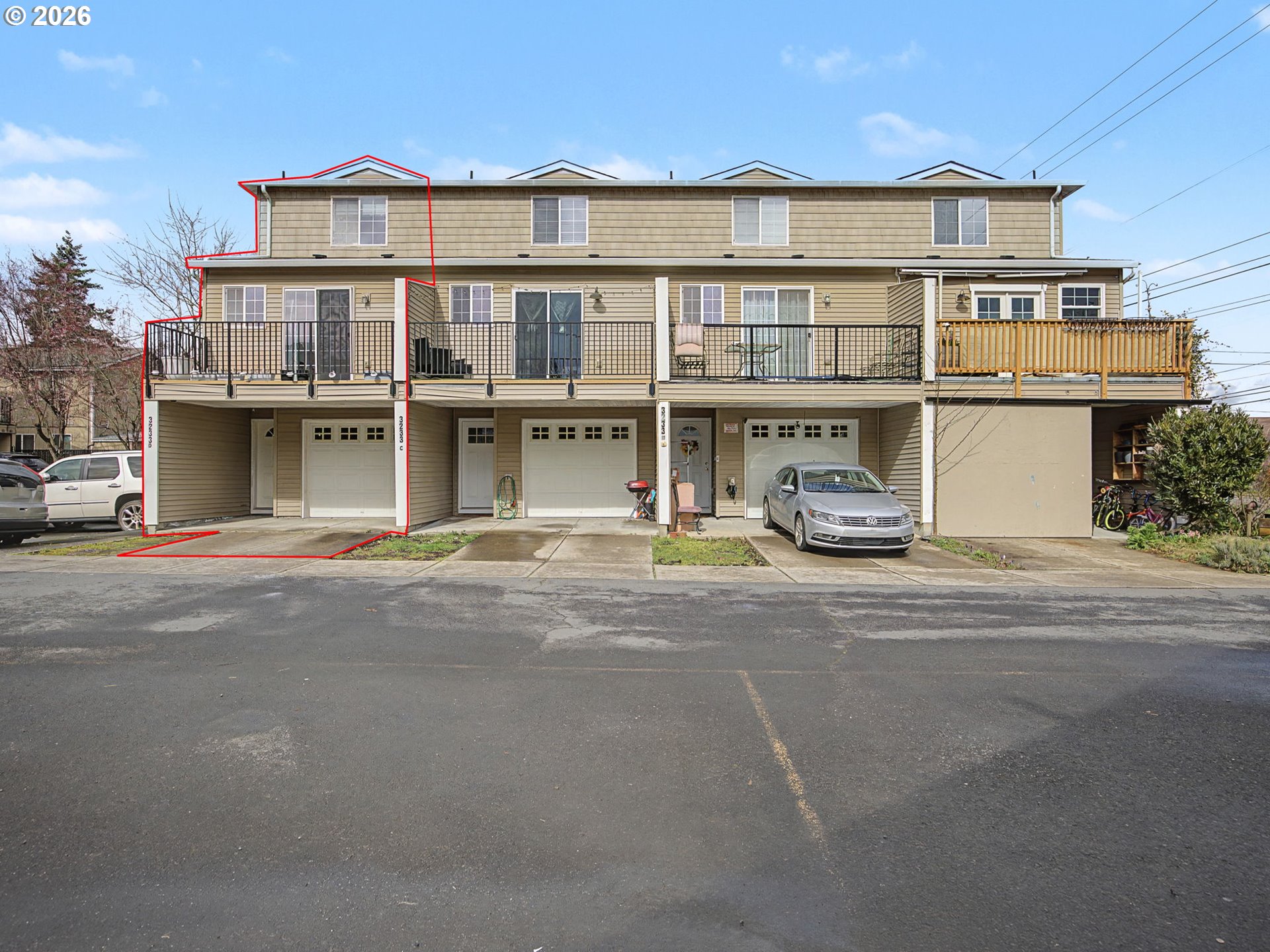 3233 SE 122 D — photo