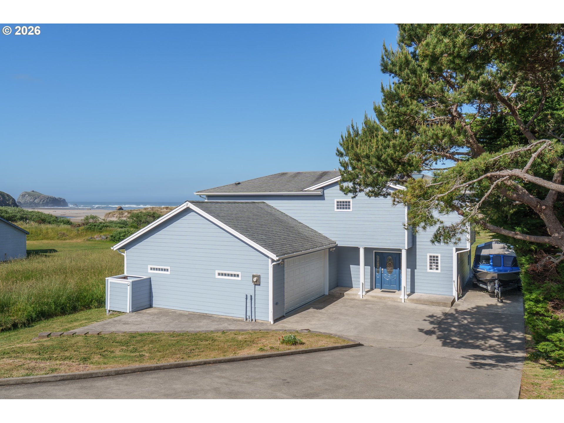 3356 Beach Loop Drive — photo