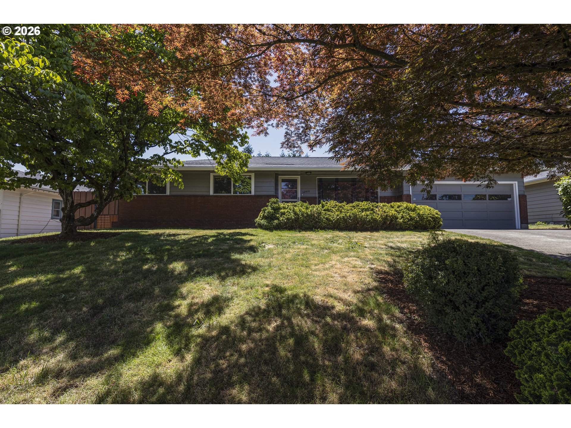 12410 NE Morris St — photo