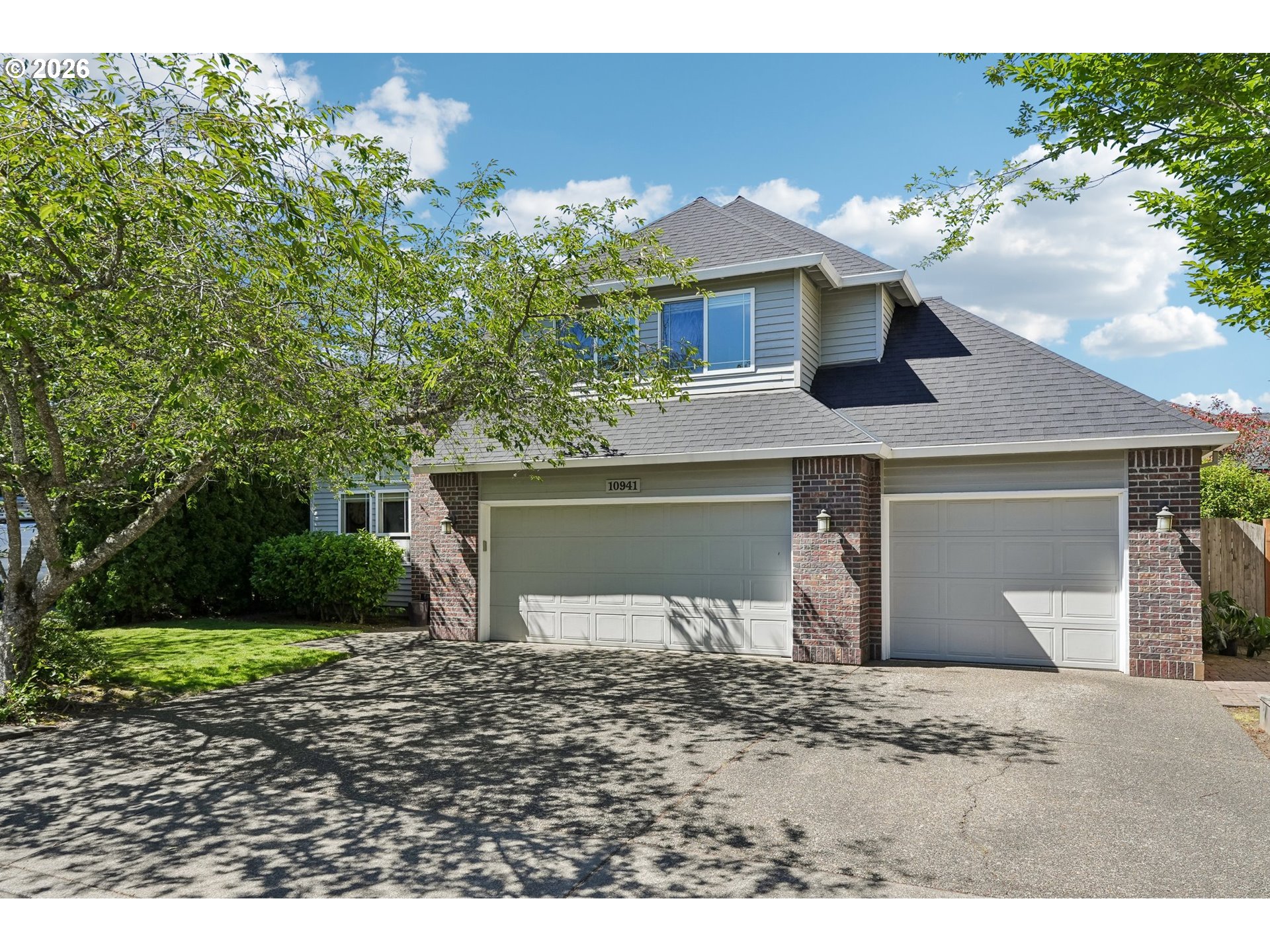 10941 NW Supreme Ct — photo