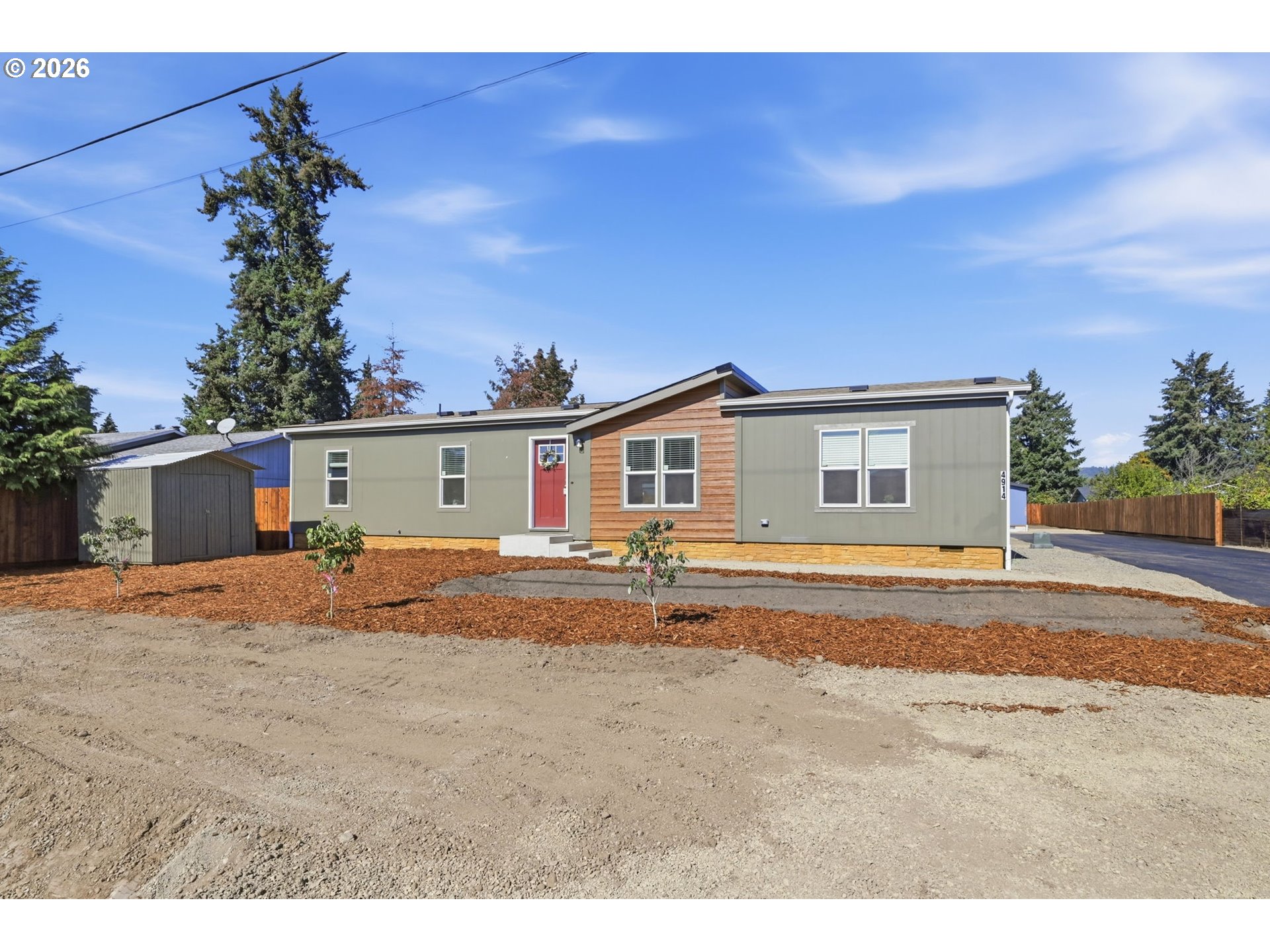 4914 E St, Springfield, OR 97478 — photo 2