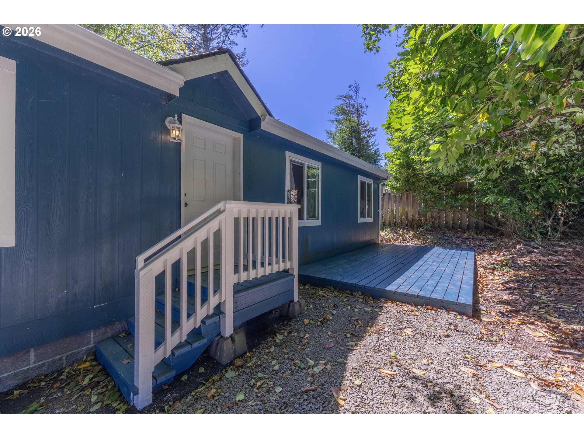 2705 NE Reef Ave — photo