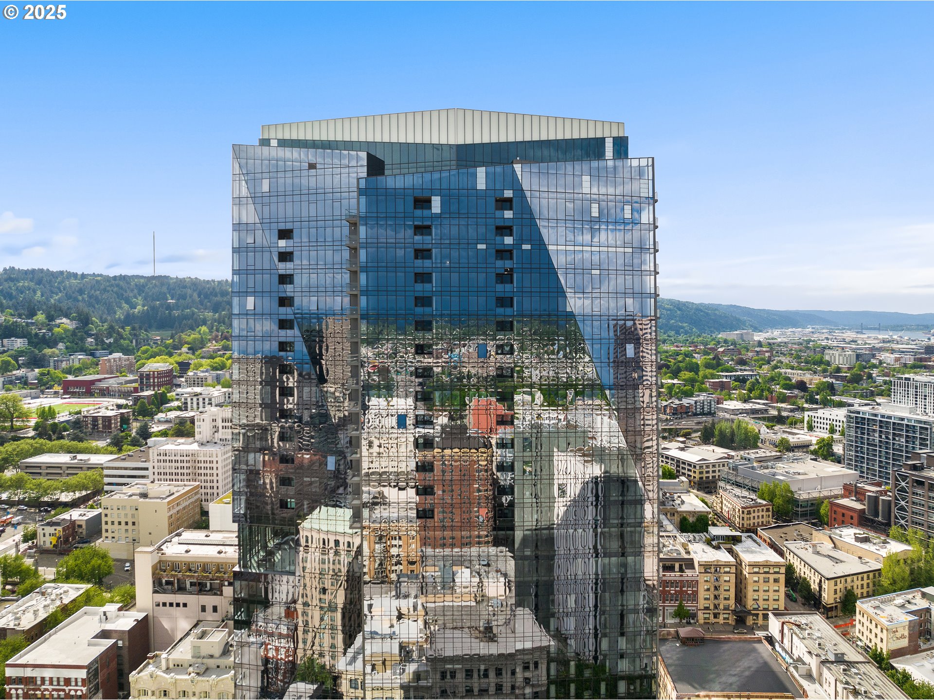 550 SW 10th Ave Unit 3003 — photo