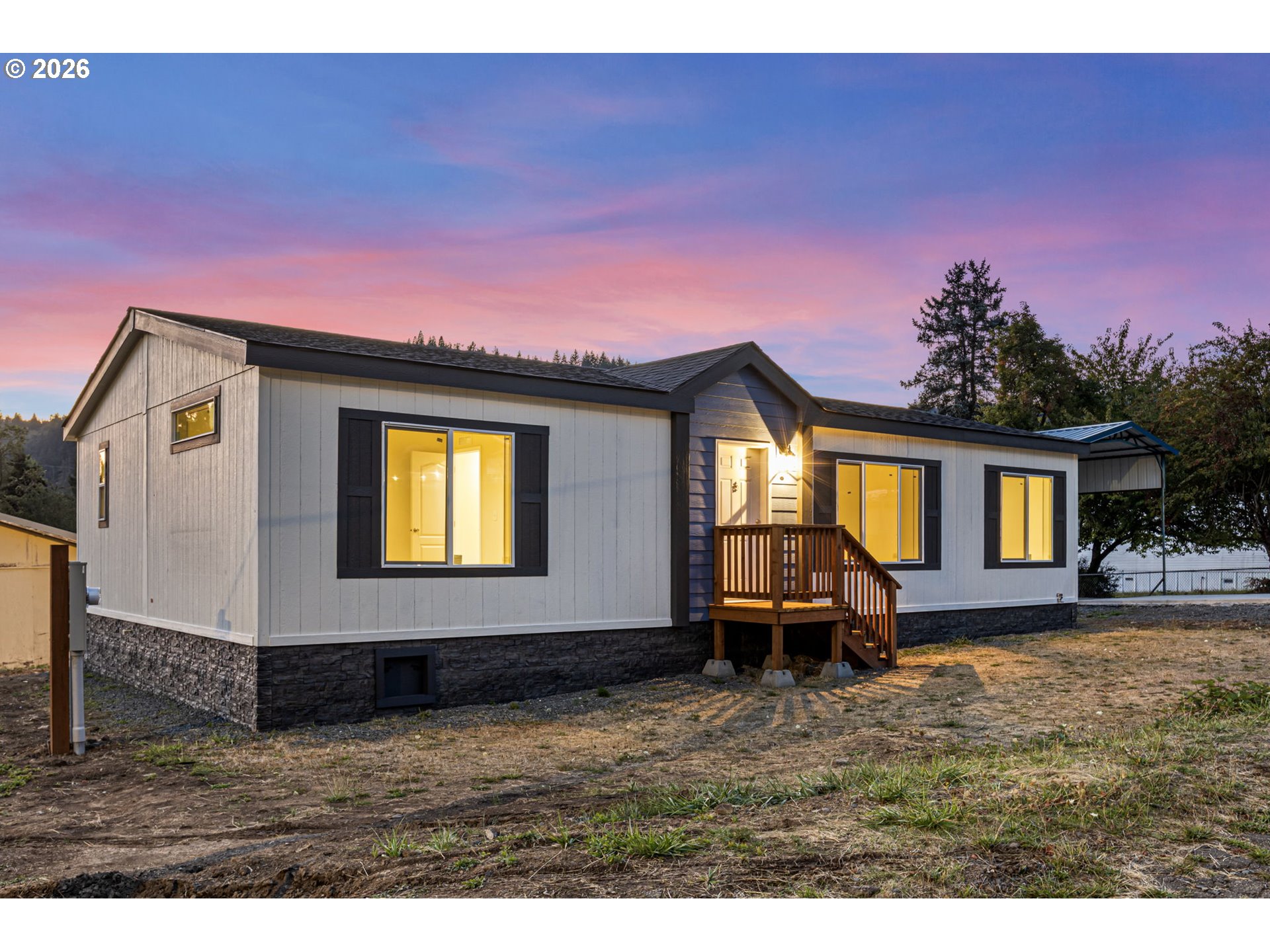 200 Hedrick Creek Ave — photo