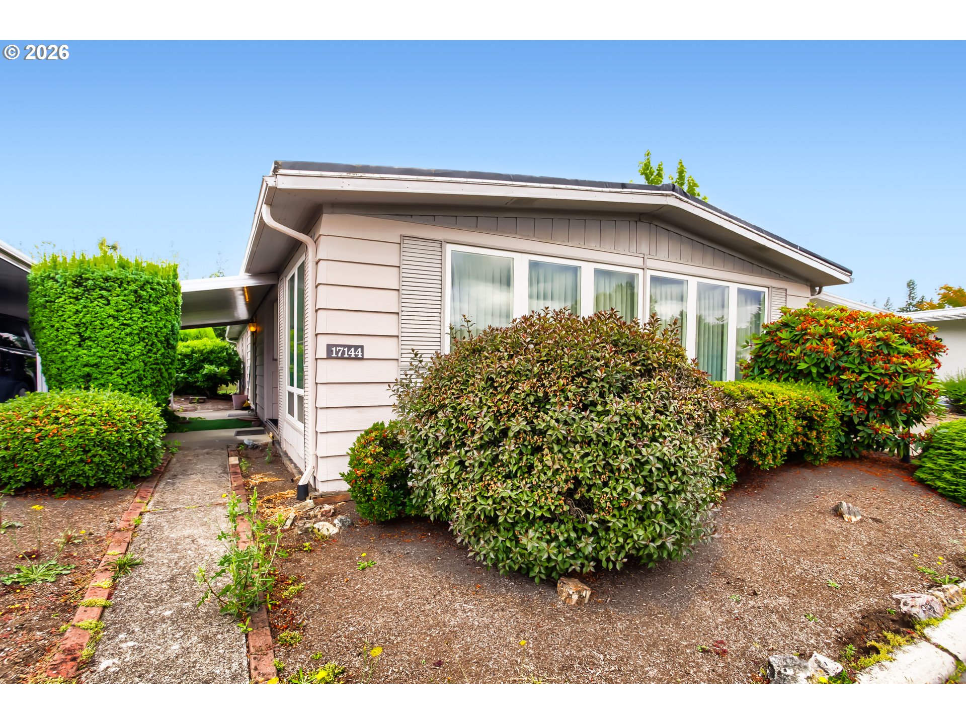 17144 SW Eldorado Dr — photo