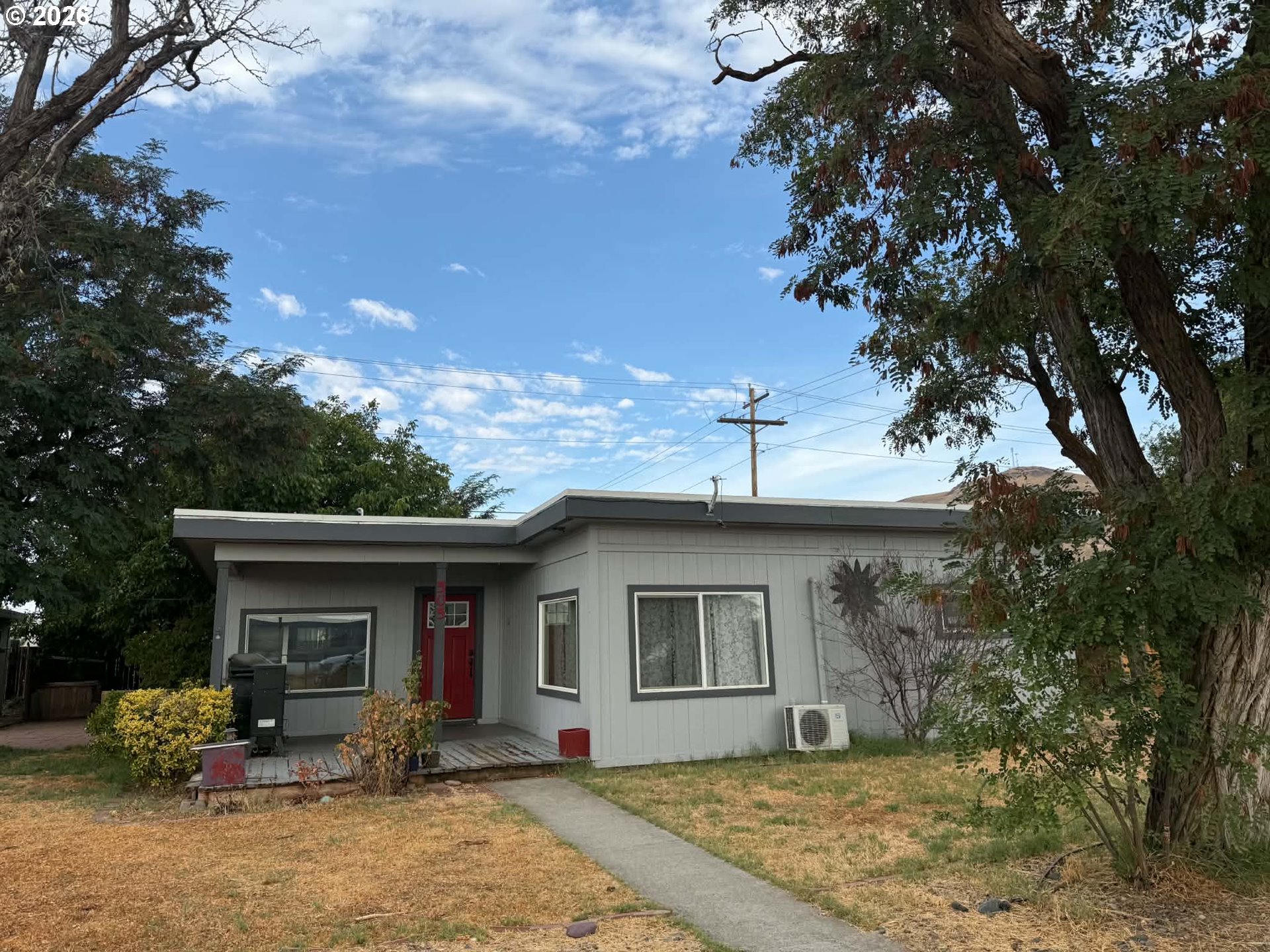 206 Sage St — photo