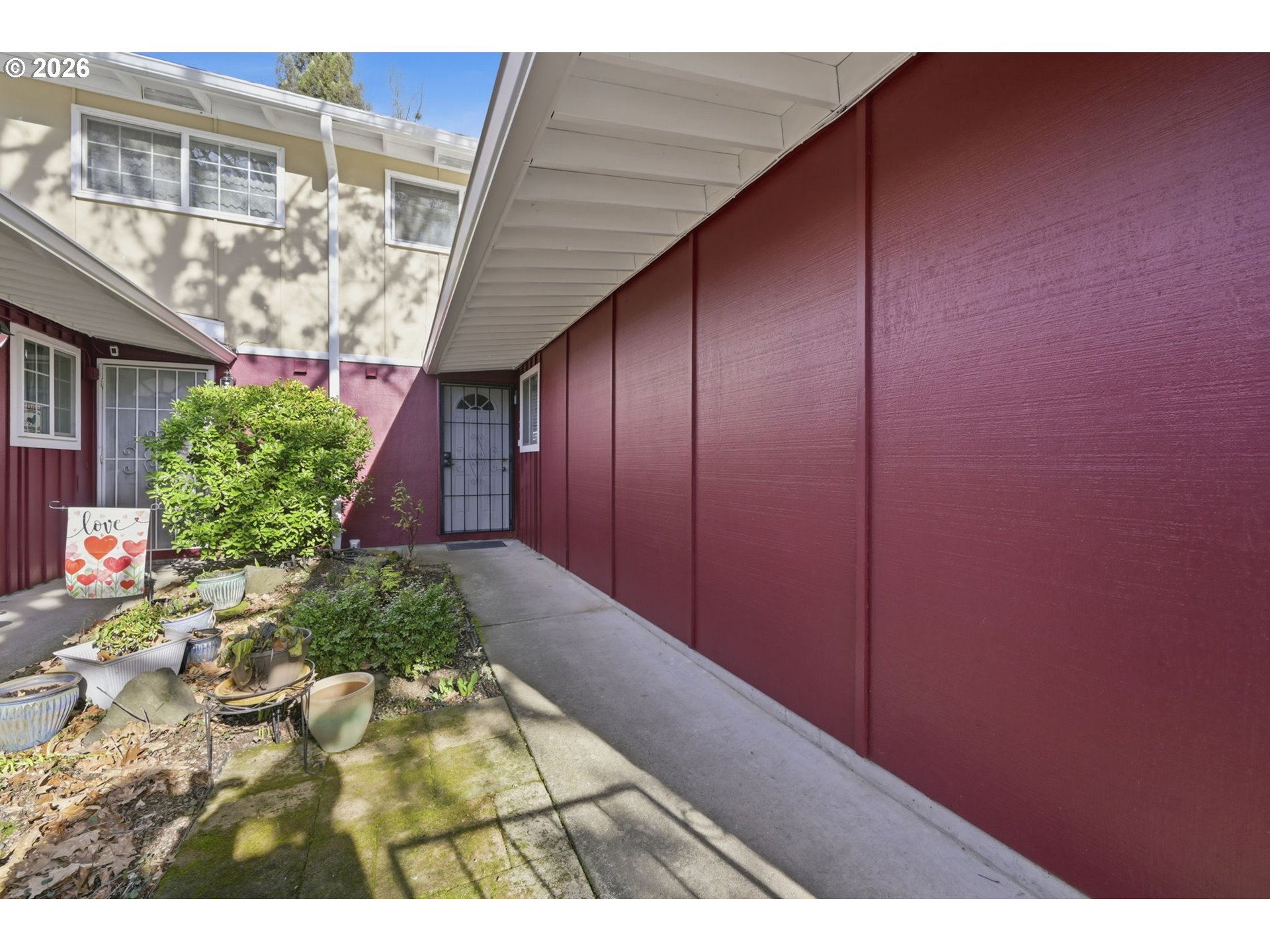 1326 Quaker St, Eugene, OR 97402 — photo 2