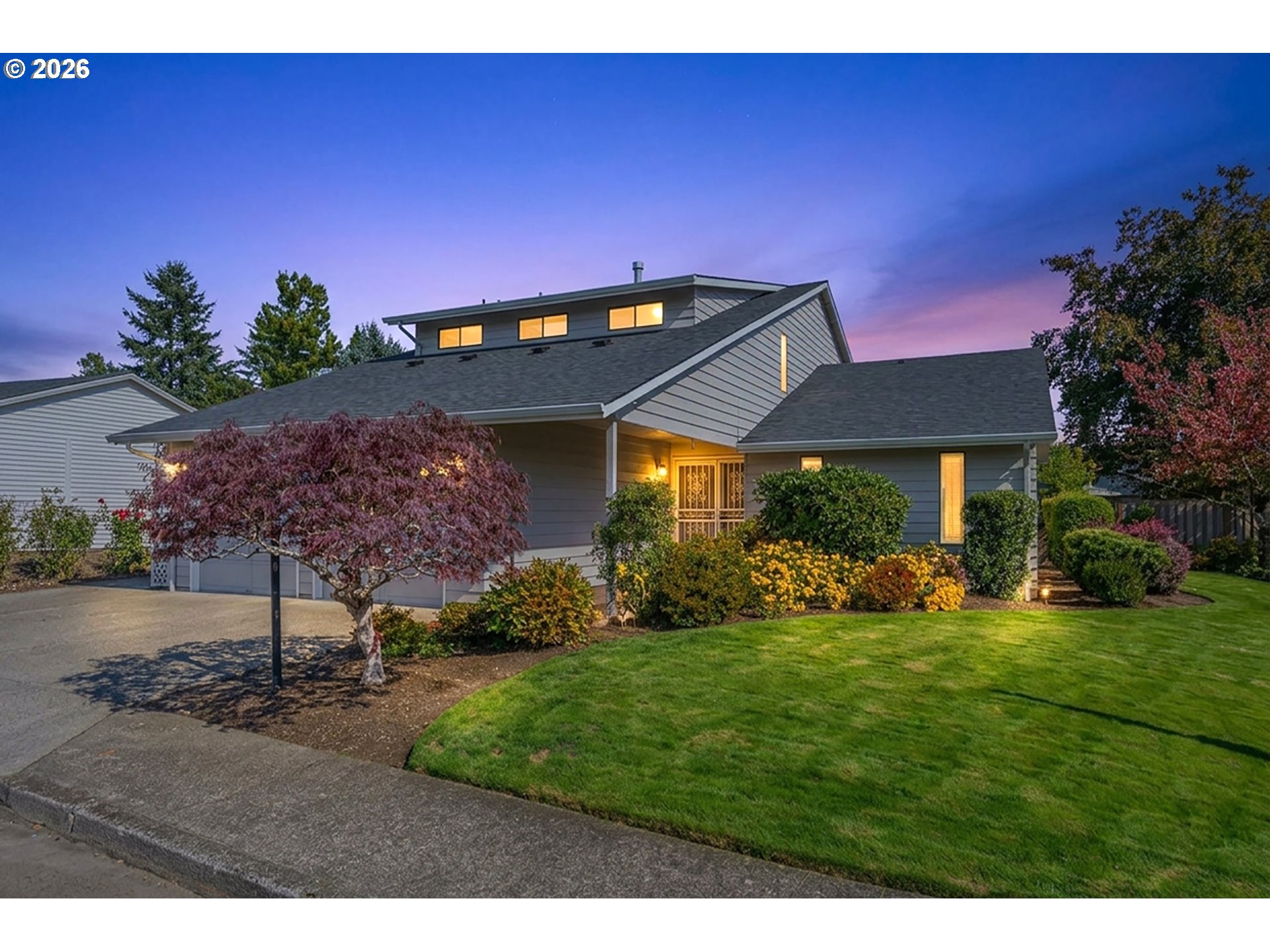 10105 SW Highland Dr — photo