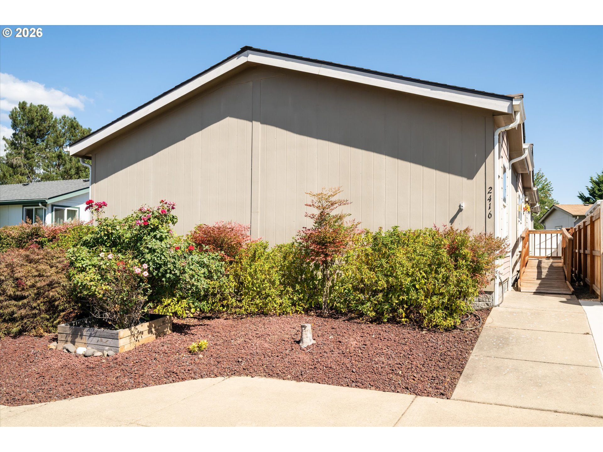 2416 Maia Loop, Springfield, OR 97477 — photo 3