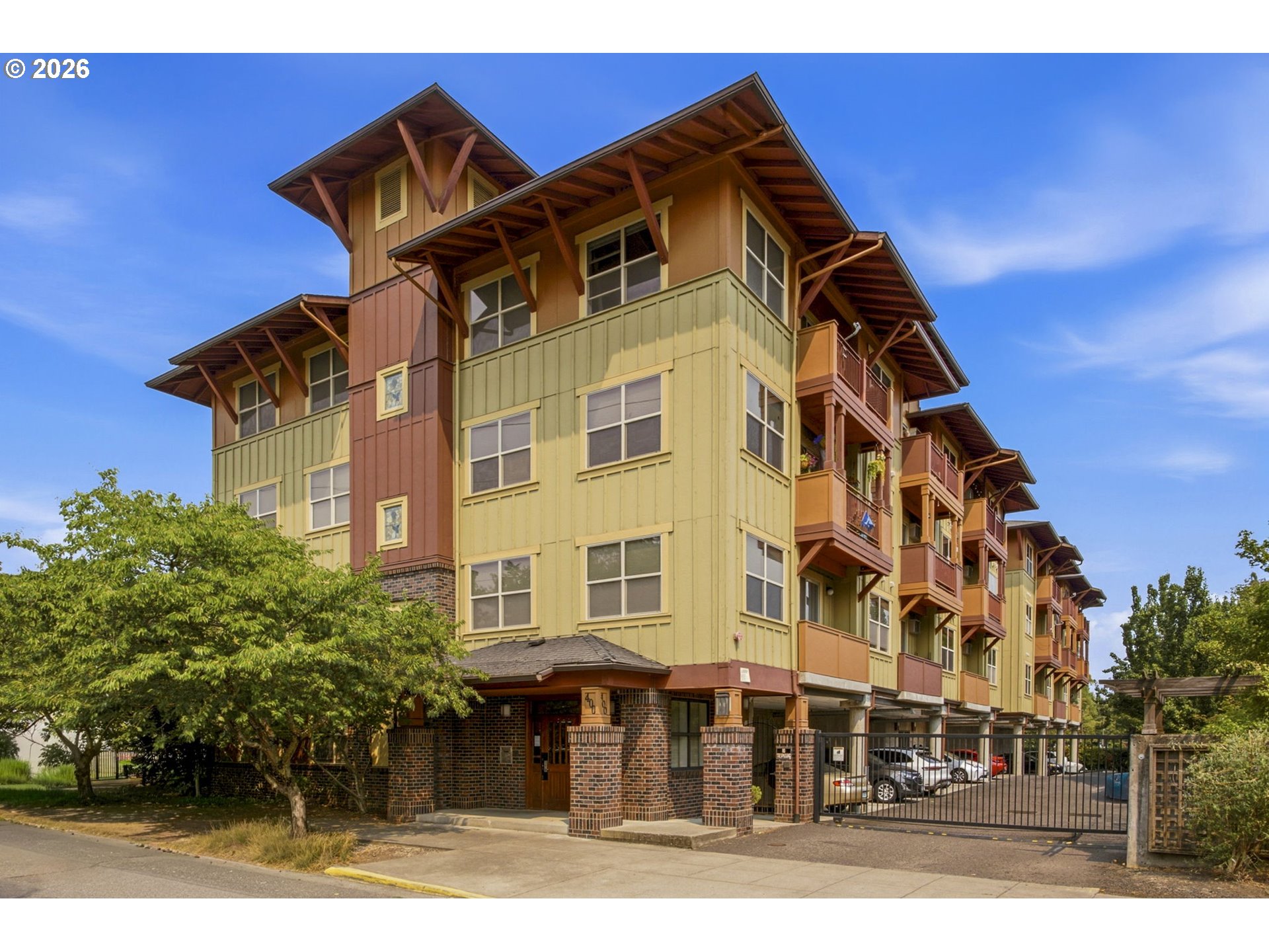 400 NE 100th Ave 101 — photo