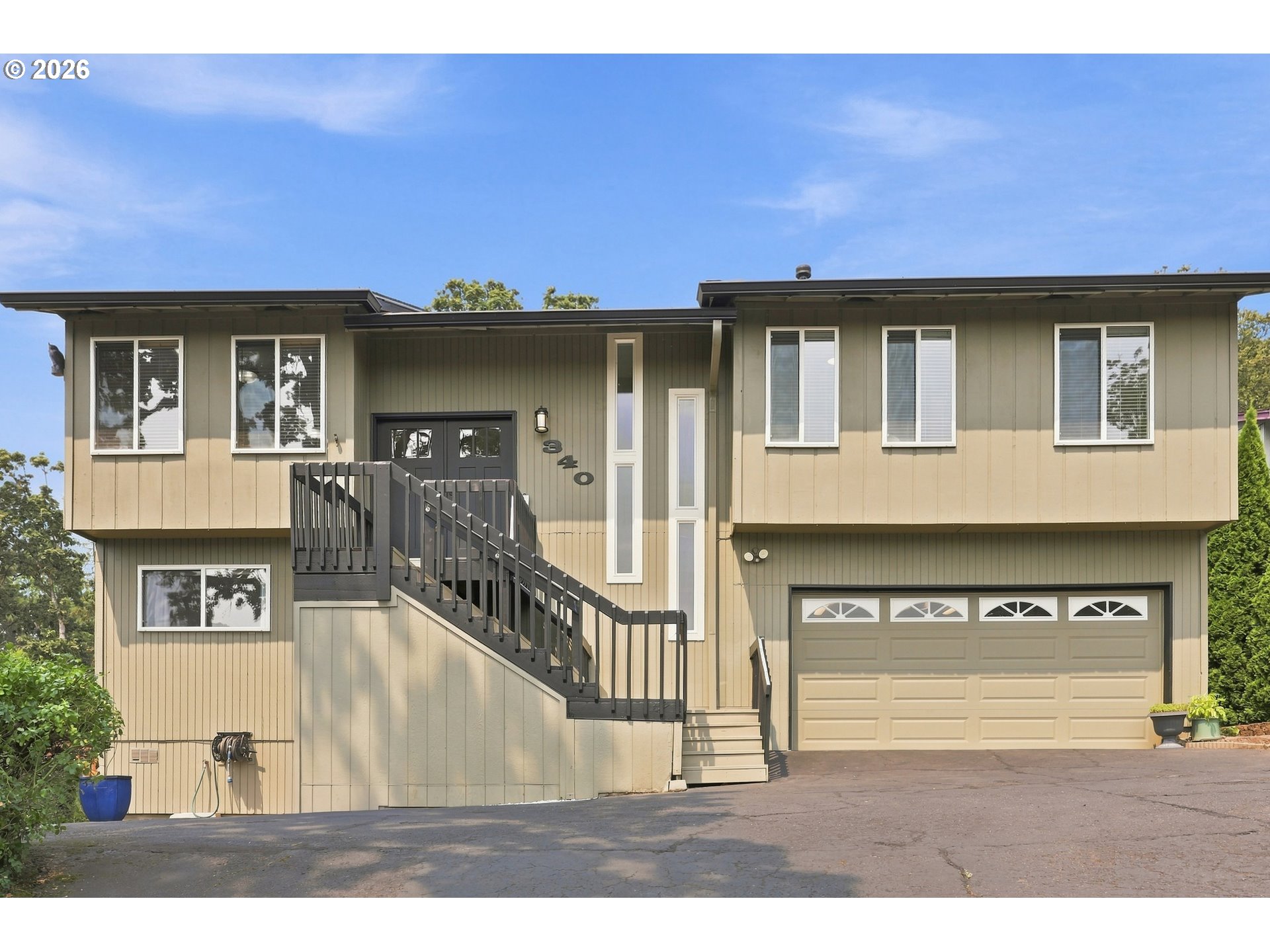 340 Patricia Dr — photo