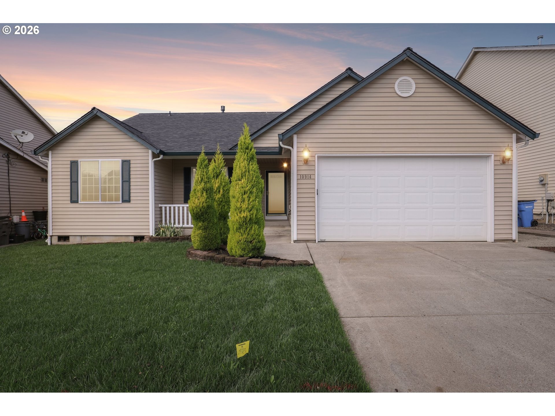 10914 NE 102nd St — photo