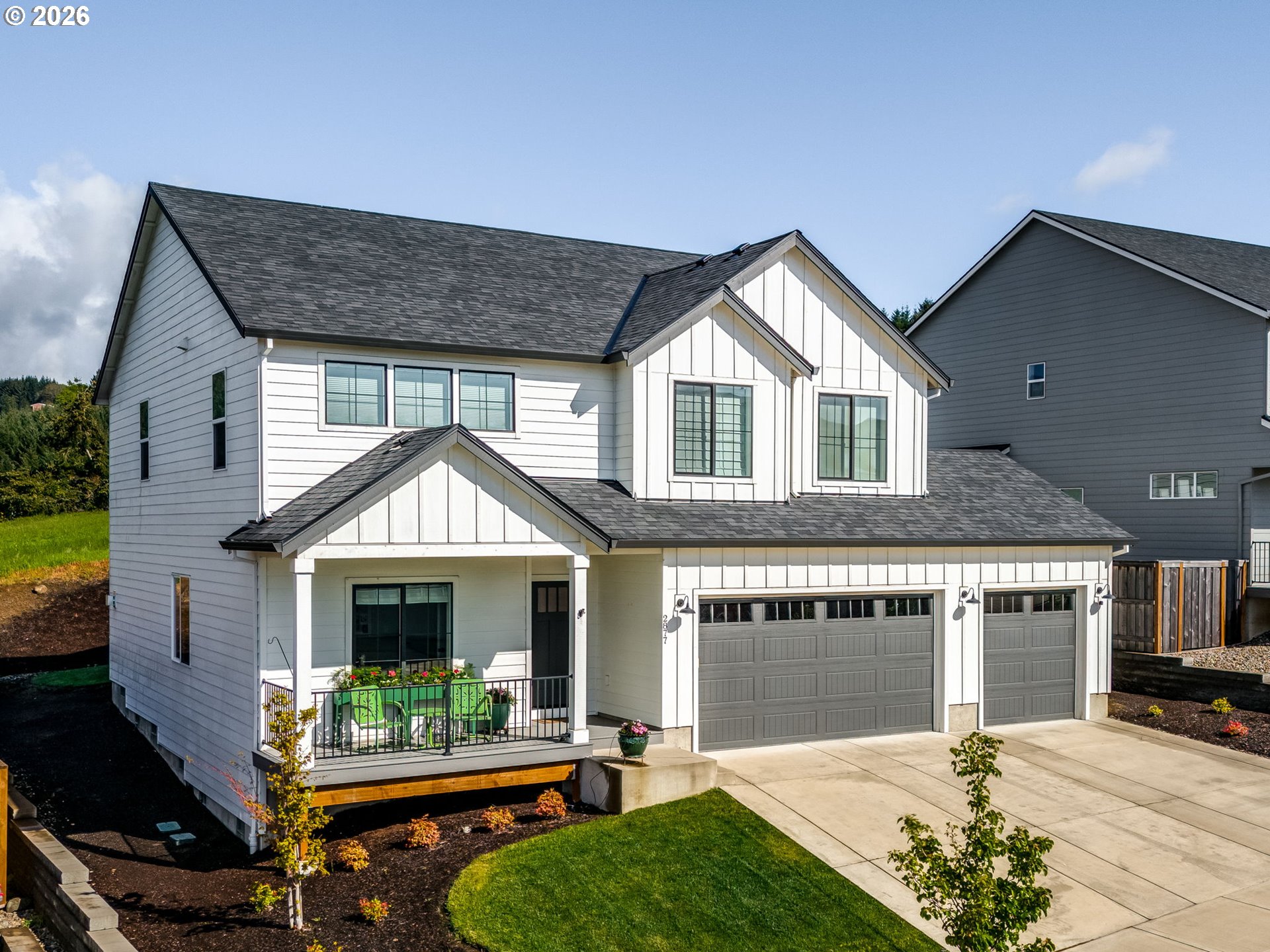 2877 NW Mt Ashland Ln — photo