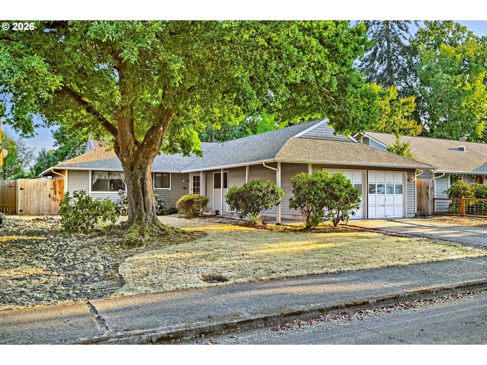 132 Lynnbrook Dr, Eugene, OR 97404 — photo 2