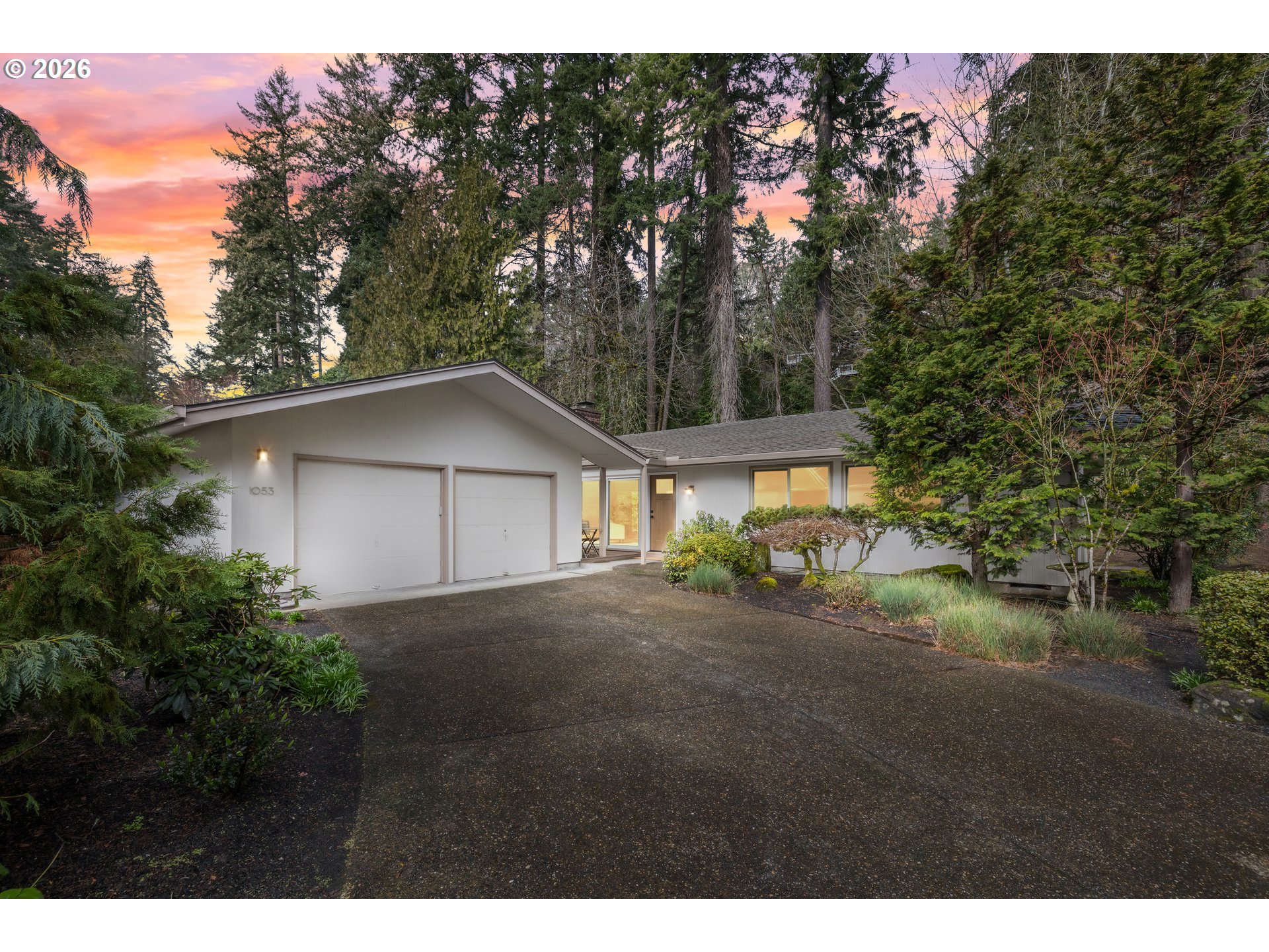 1053 Northshore Pl — photo