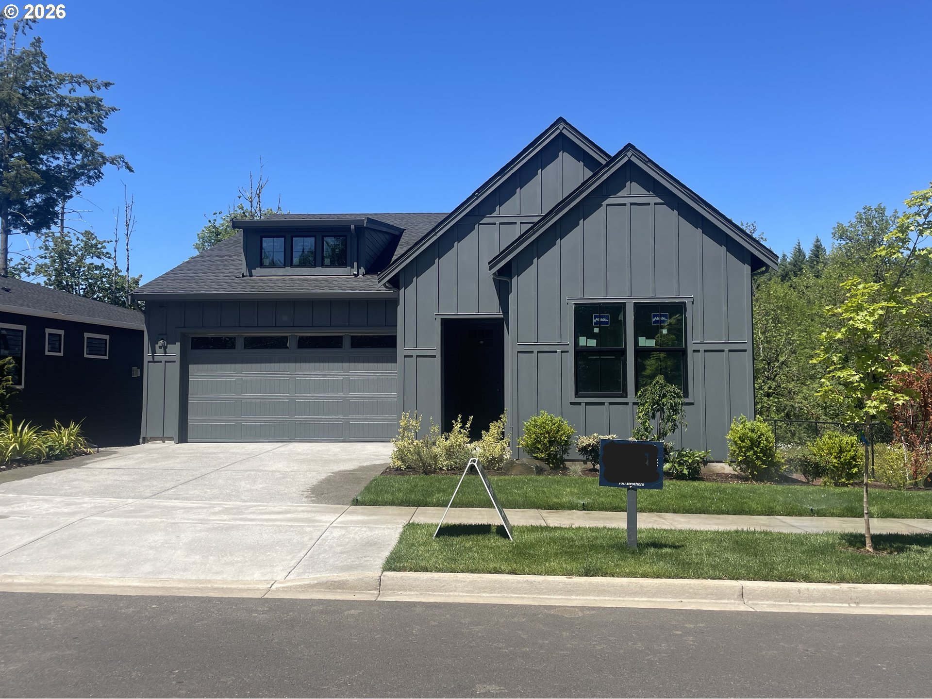 5155 N Benton Dr — photo
