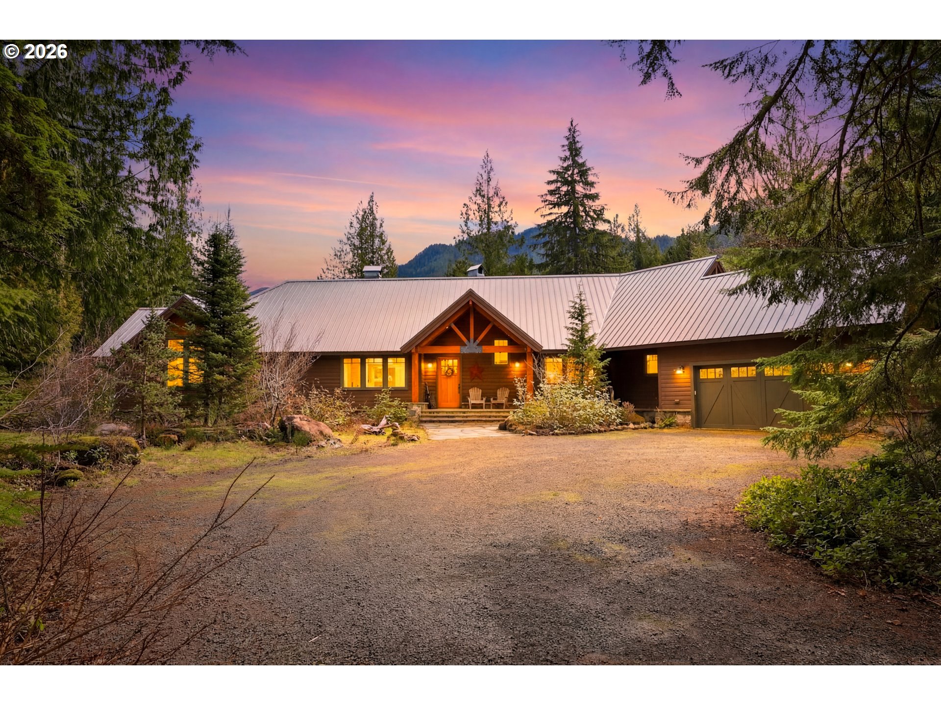 20680 E Glacier View Rd, Rhododendron, OR 97049 — photo 2