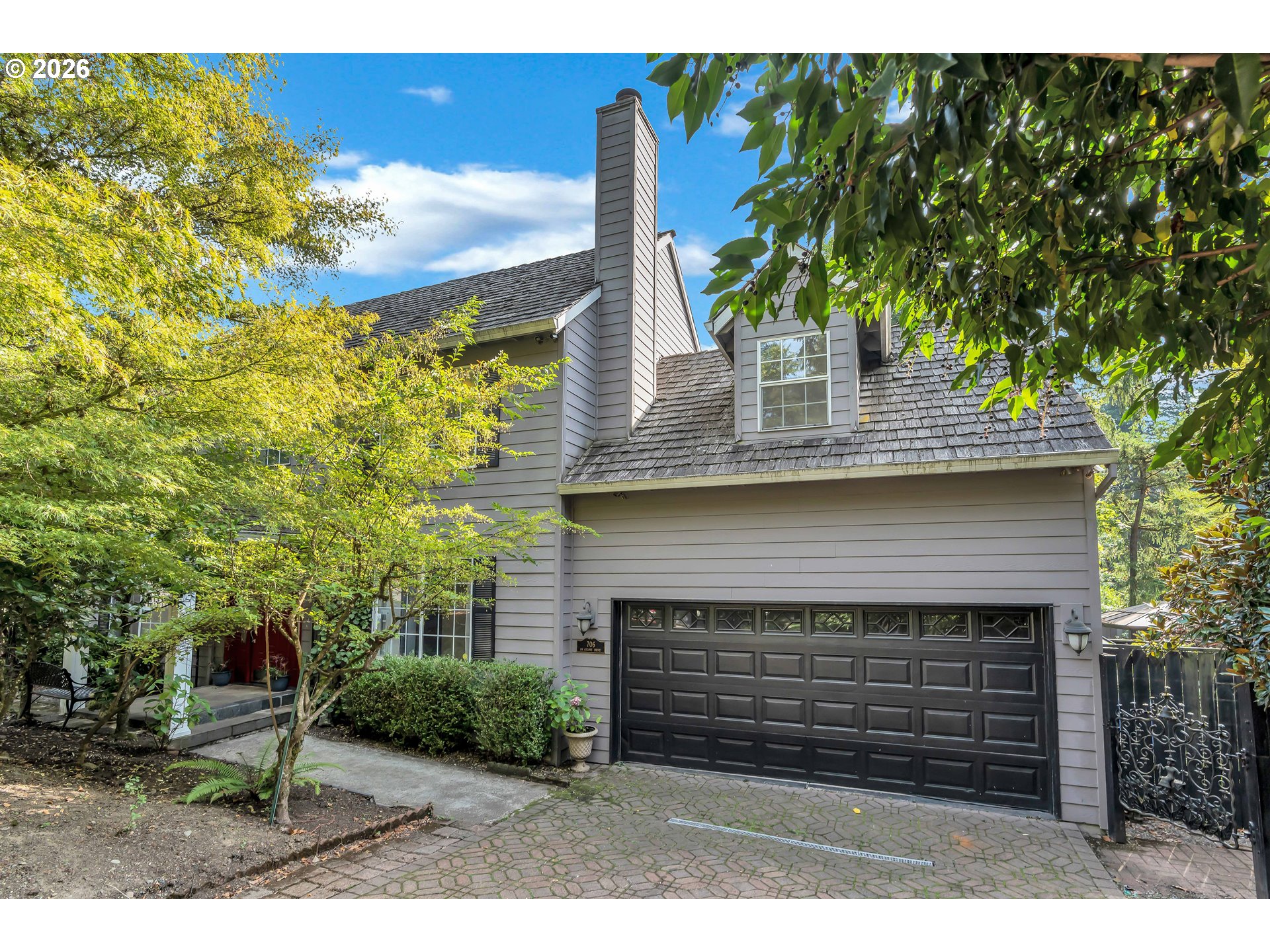 706 SW Colony Dr — photo