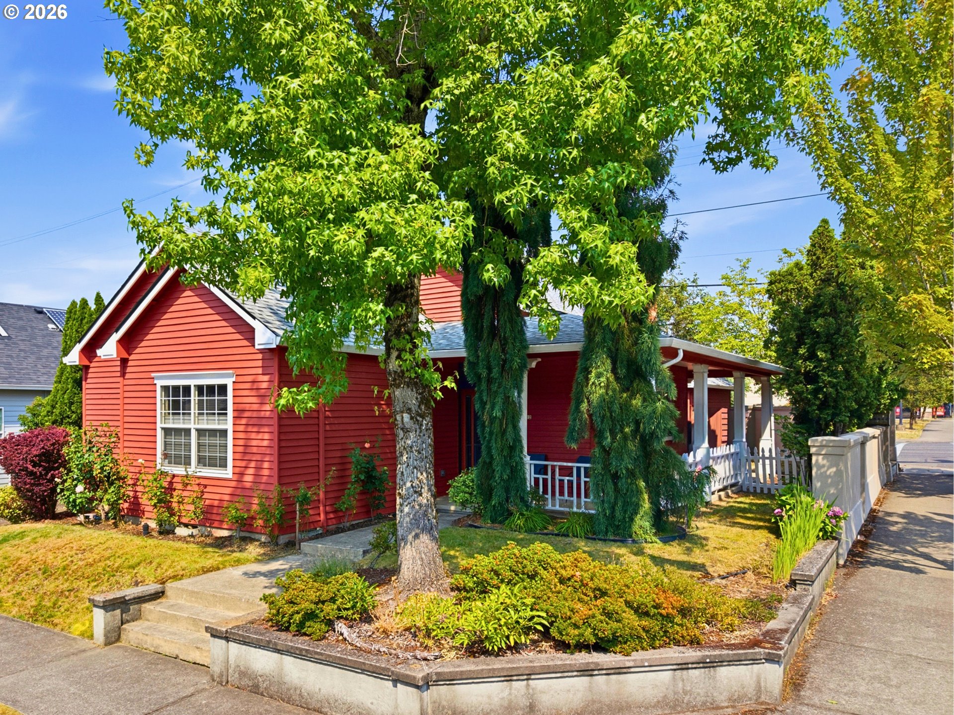 1012 NE Multnomah Dr — photo