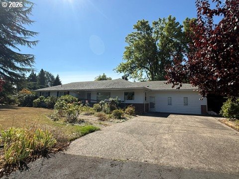 2444 Lariat Meadows Dr, Eugene, OR 97401 — photo 2