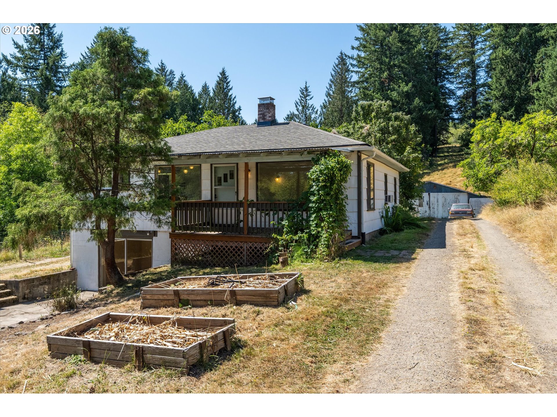205 N Maple Hill Rd — photo