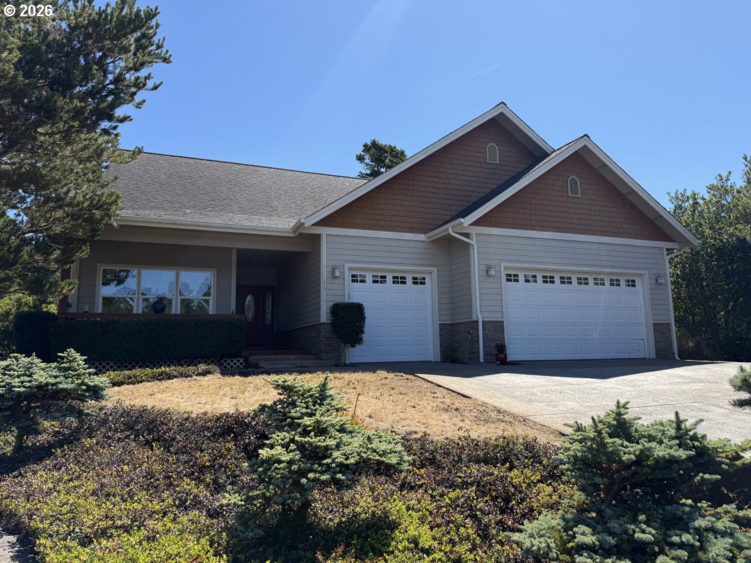 1015 Prestwick Ct — photo