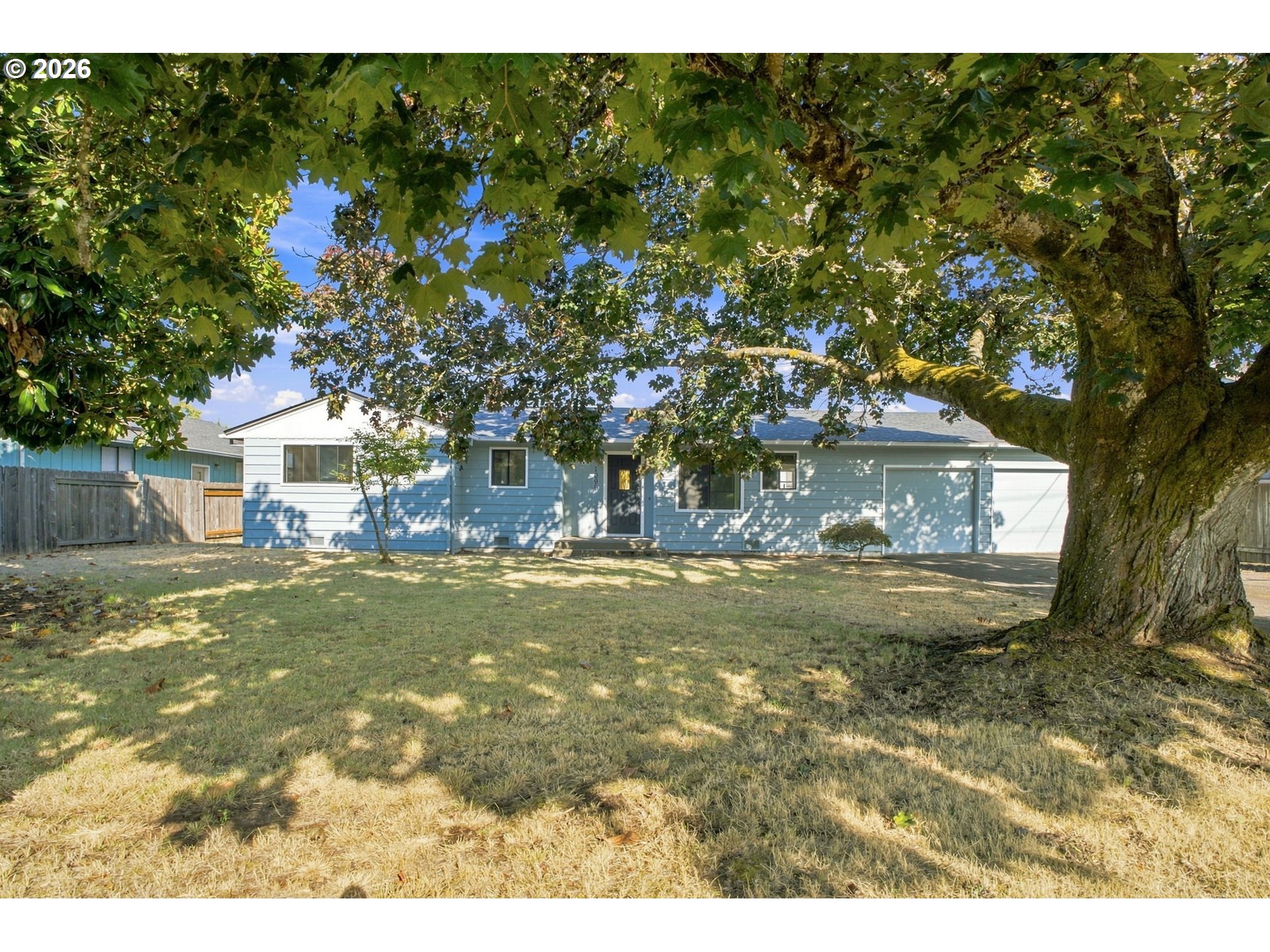 1099 Arcadia Dr, Eugene, OR 97401 — photo 2