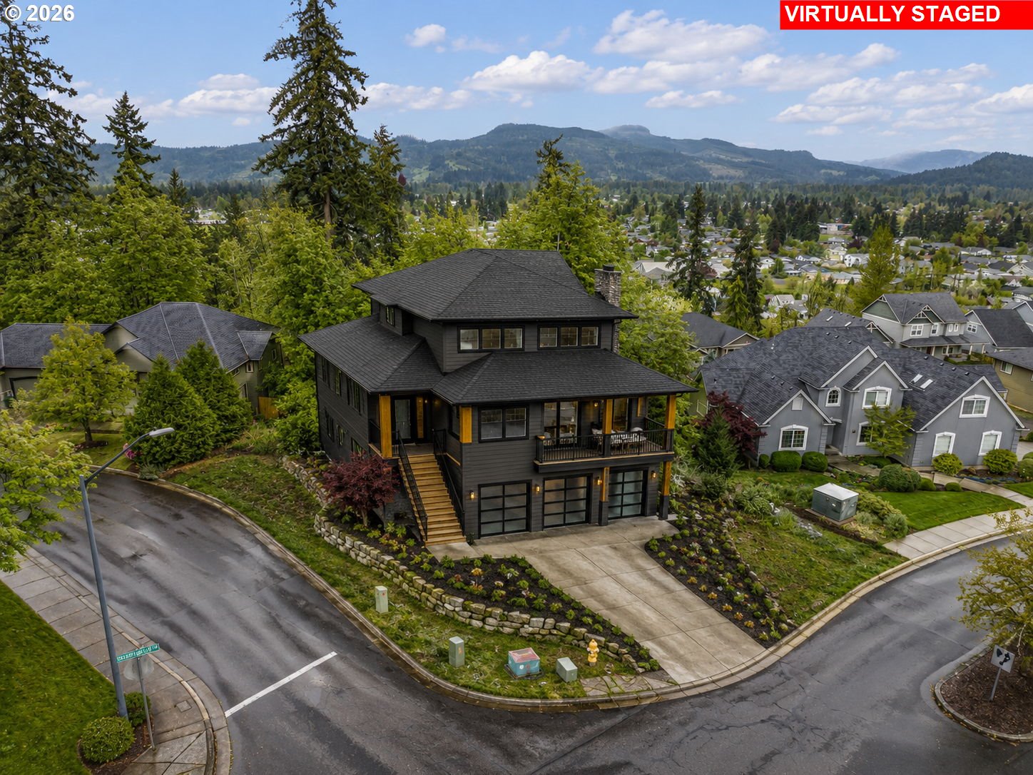 488 Mountaingate Dr — photo