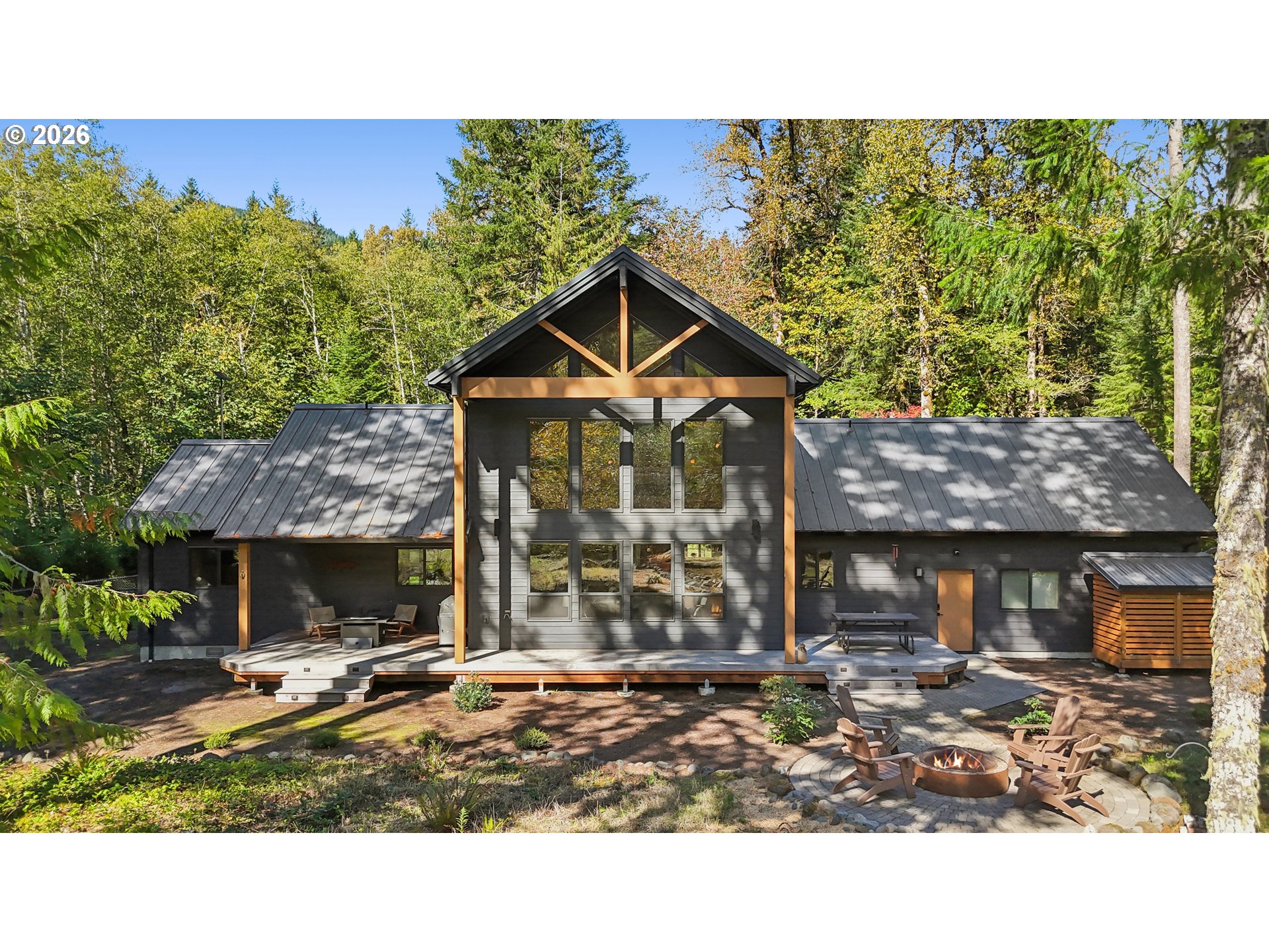 21994 E Lolo Pass Rd — photo