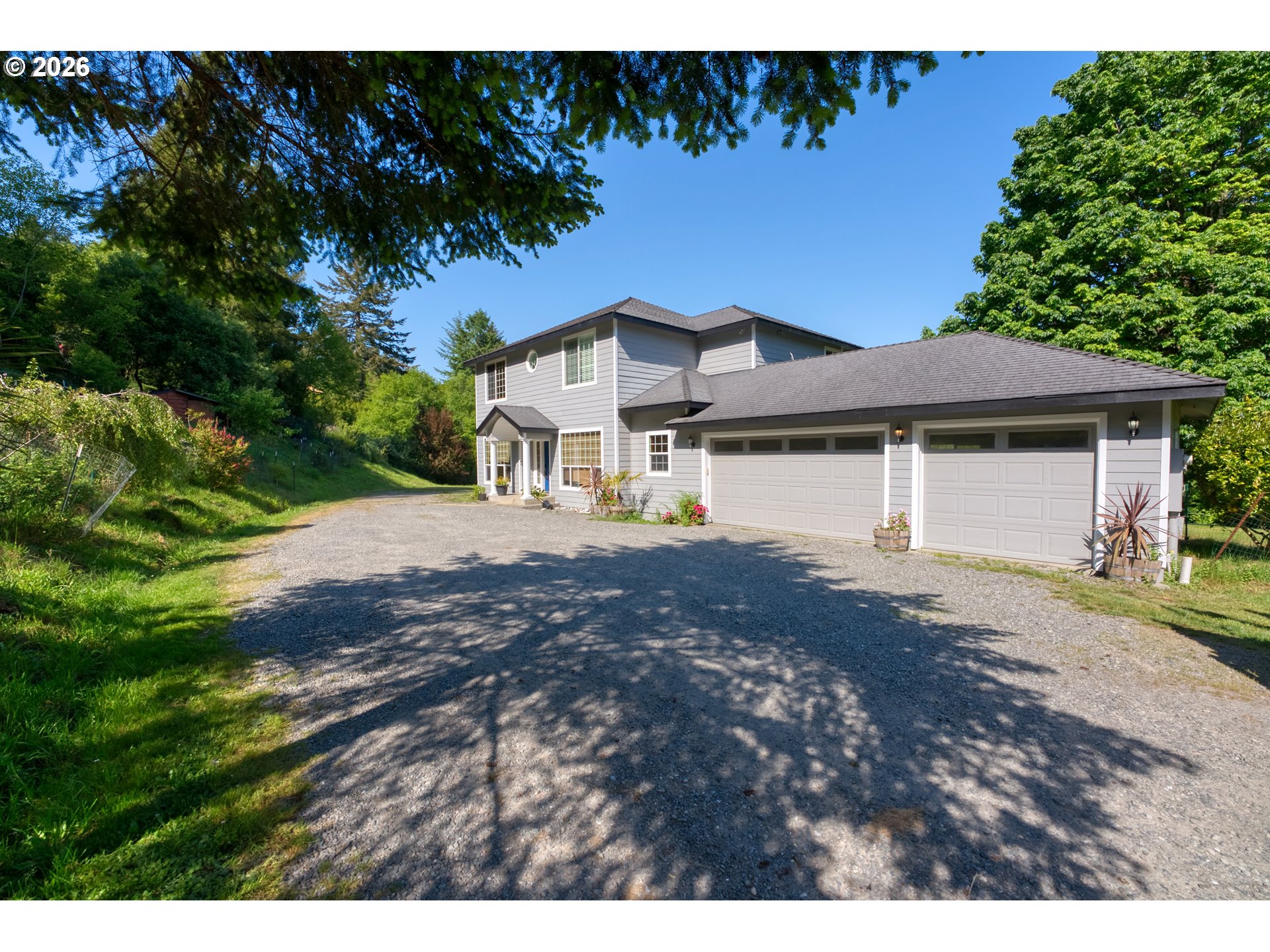 16711 Thompson Rd — photo