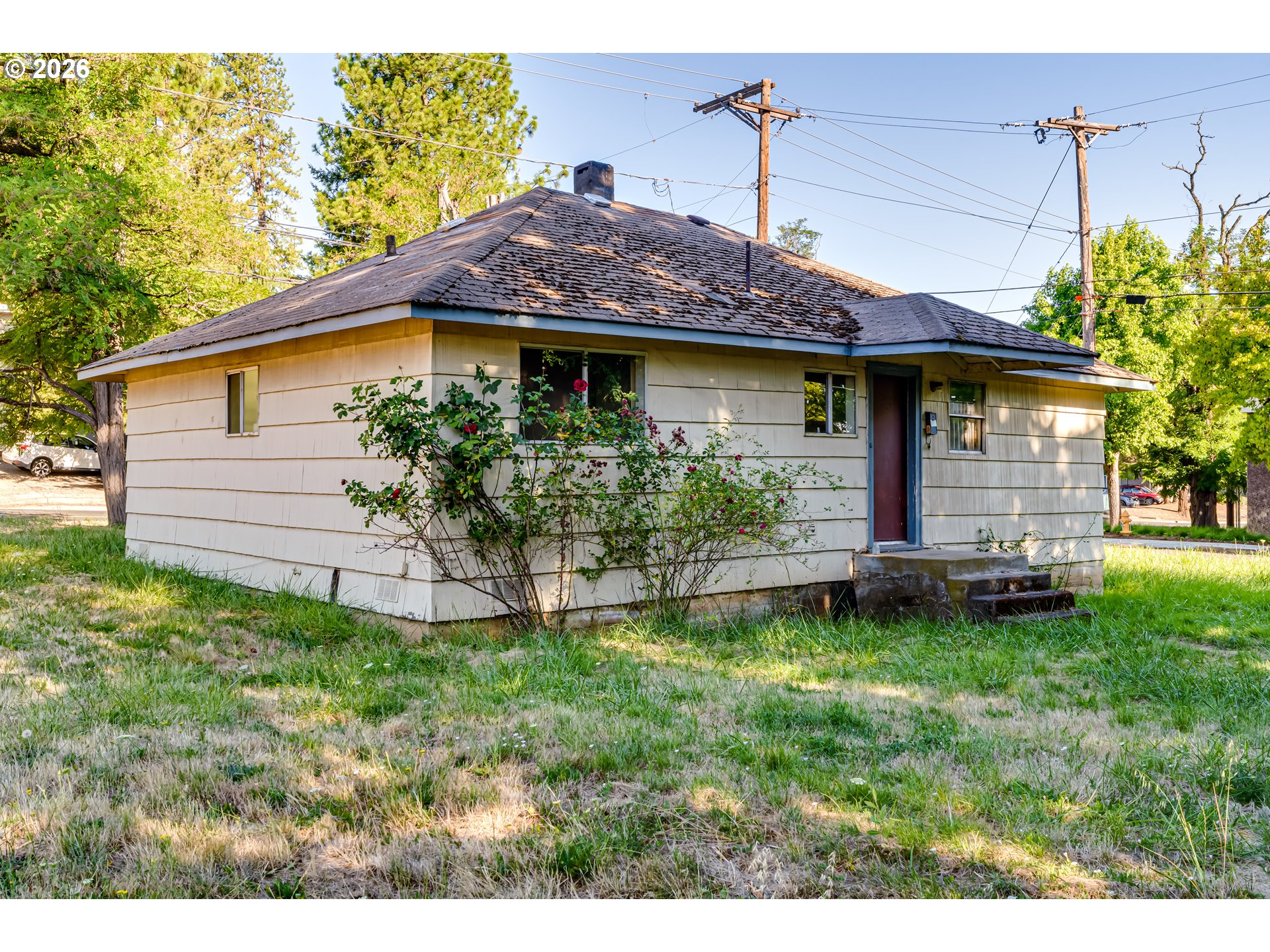 3015 Willamette St, Eugene, OR 97405 — photo 2