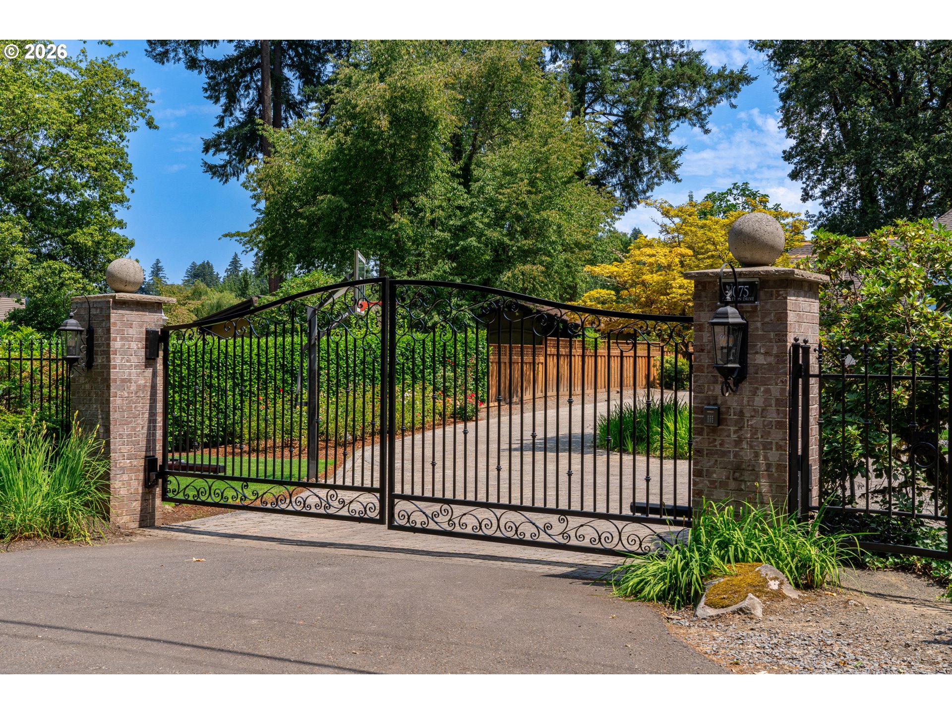 5075 Mapleton Dr, WestLinn, OR 97068 — photo 3