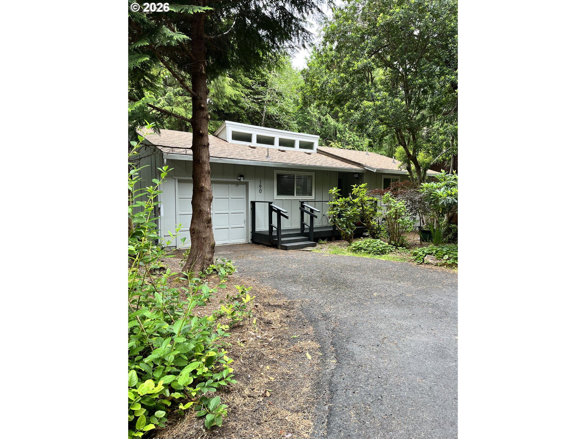190 SW the Pines Dr — photo