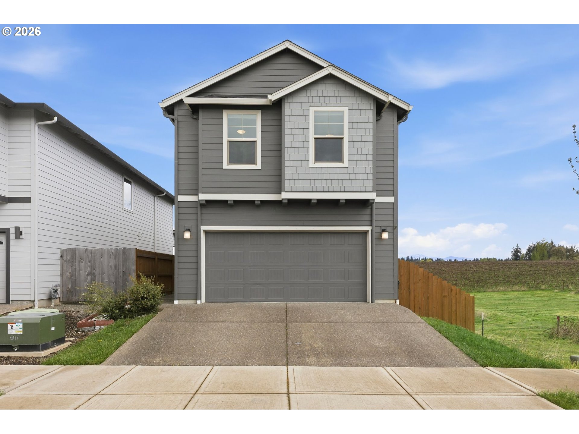 7036 N Montgomery Way — photo