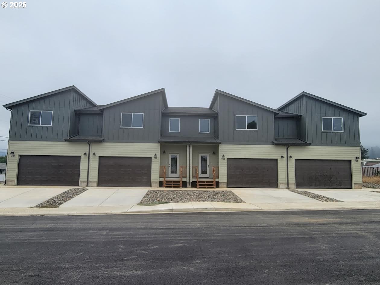 152 Allison Ave — photo
