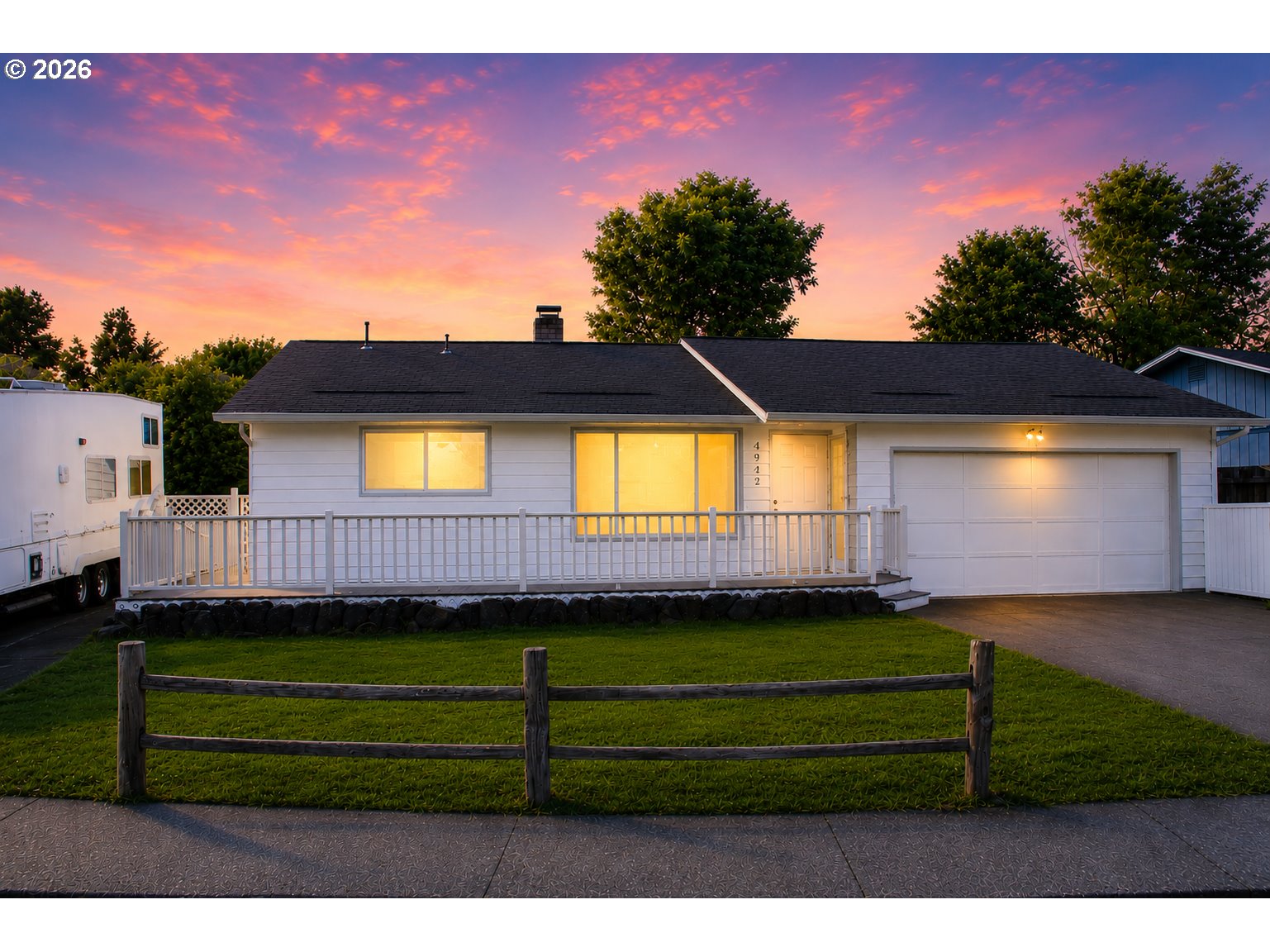 4942 NE Oak Park Dr — photo
