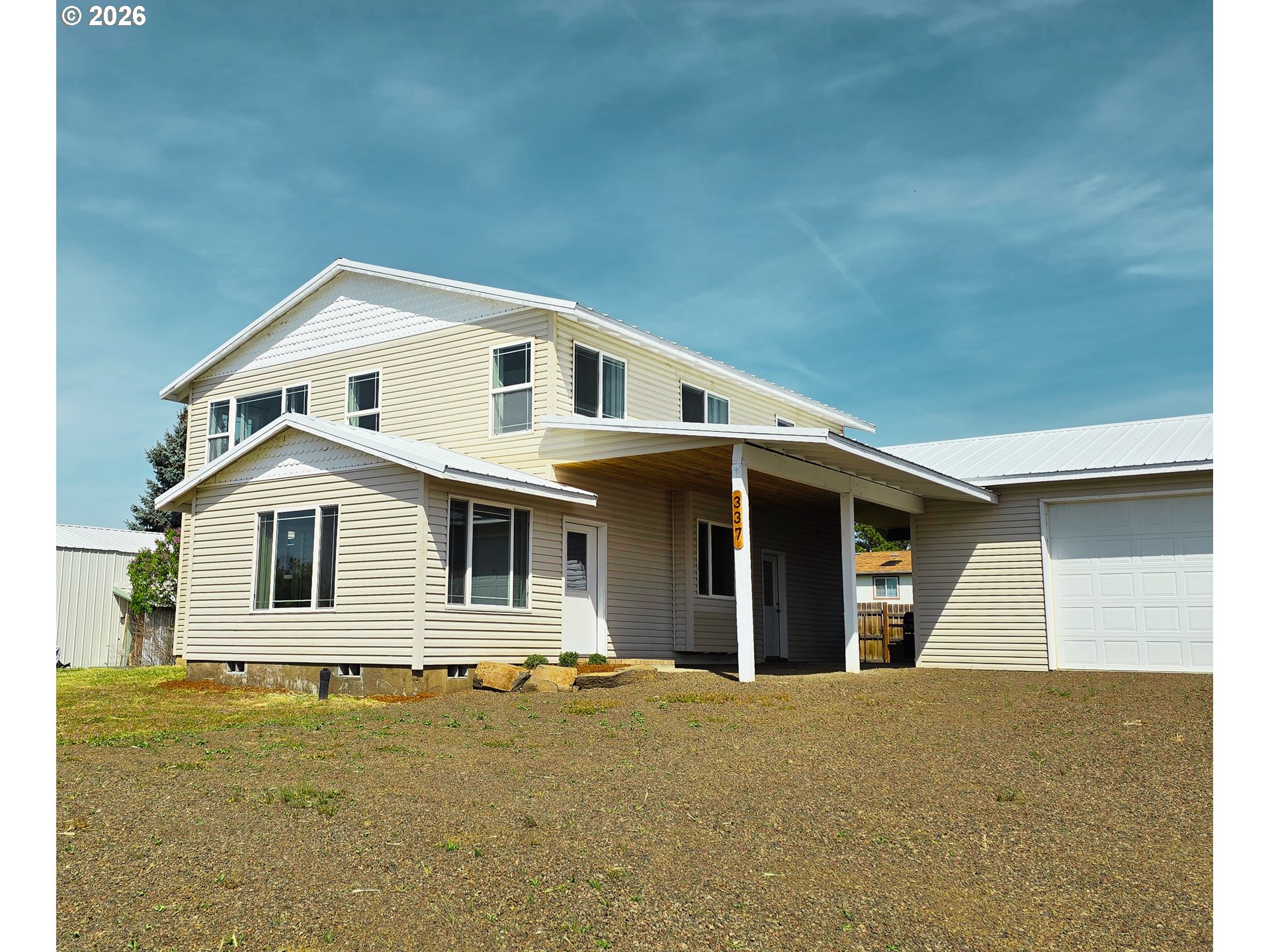 337 S County Rd, Wamic, OR 97063 — photo 2