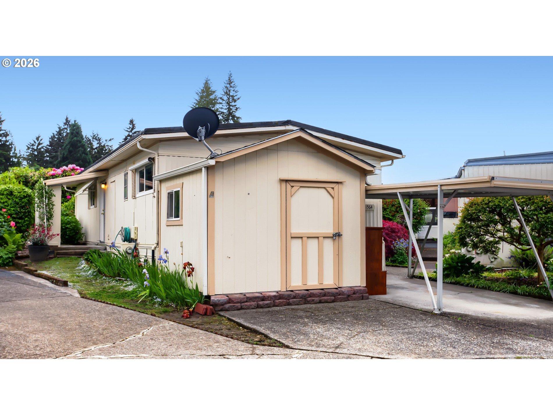 11564 SW Royal Villa Dr — photo