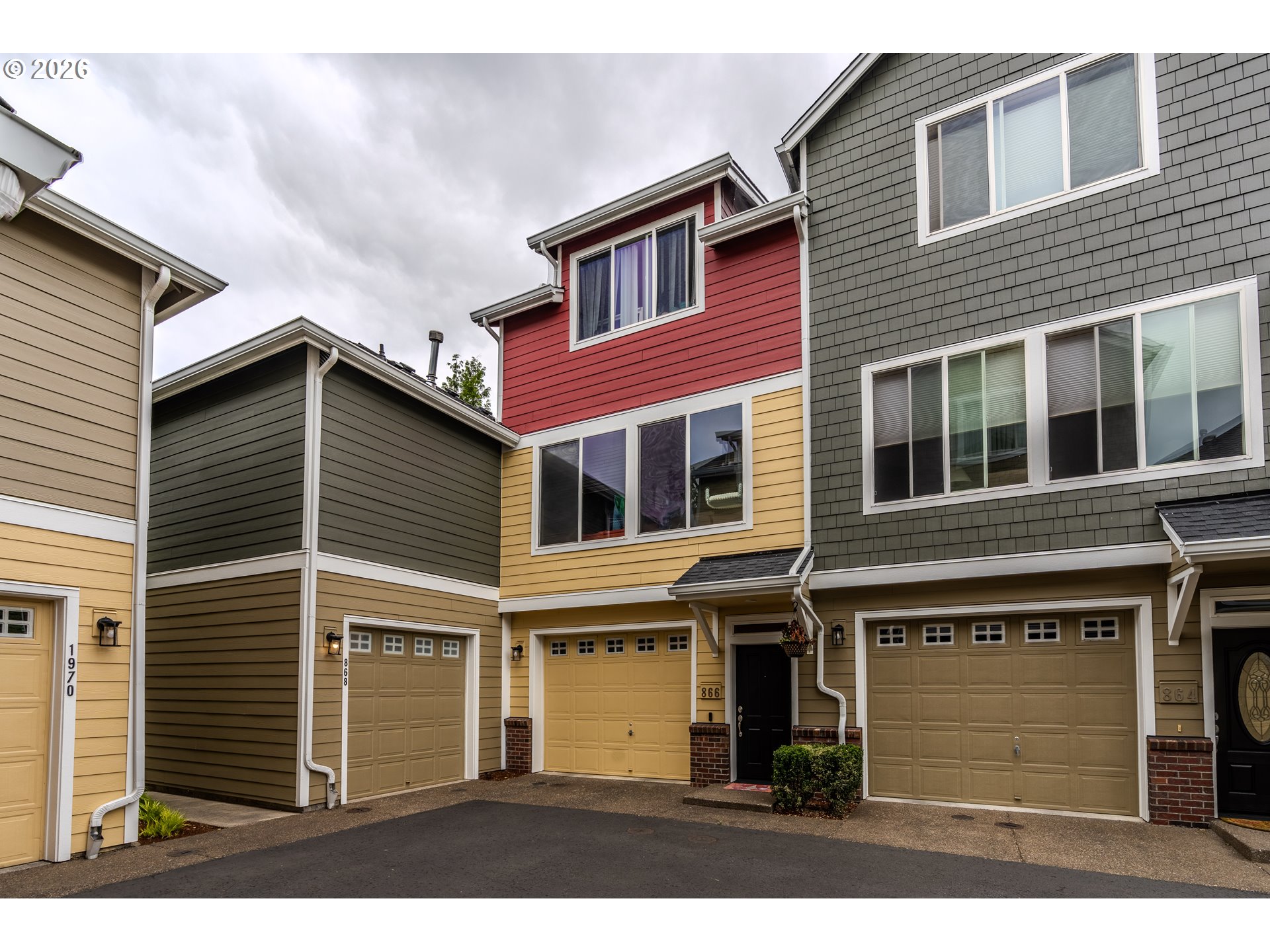 866 NW Council Dr — photo