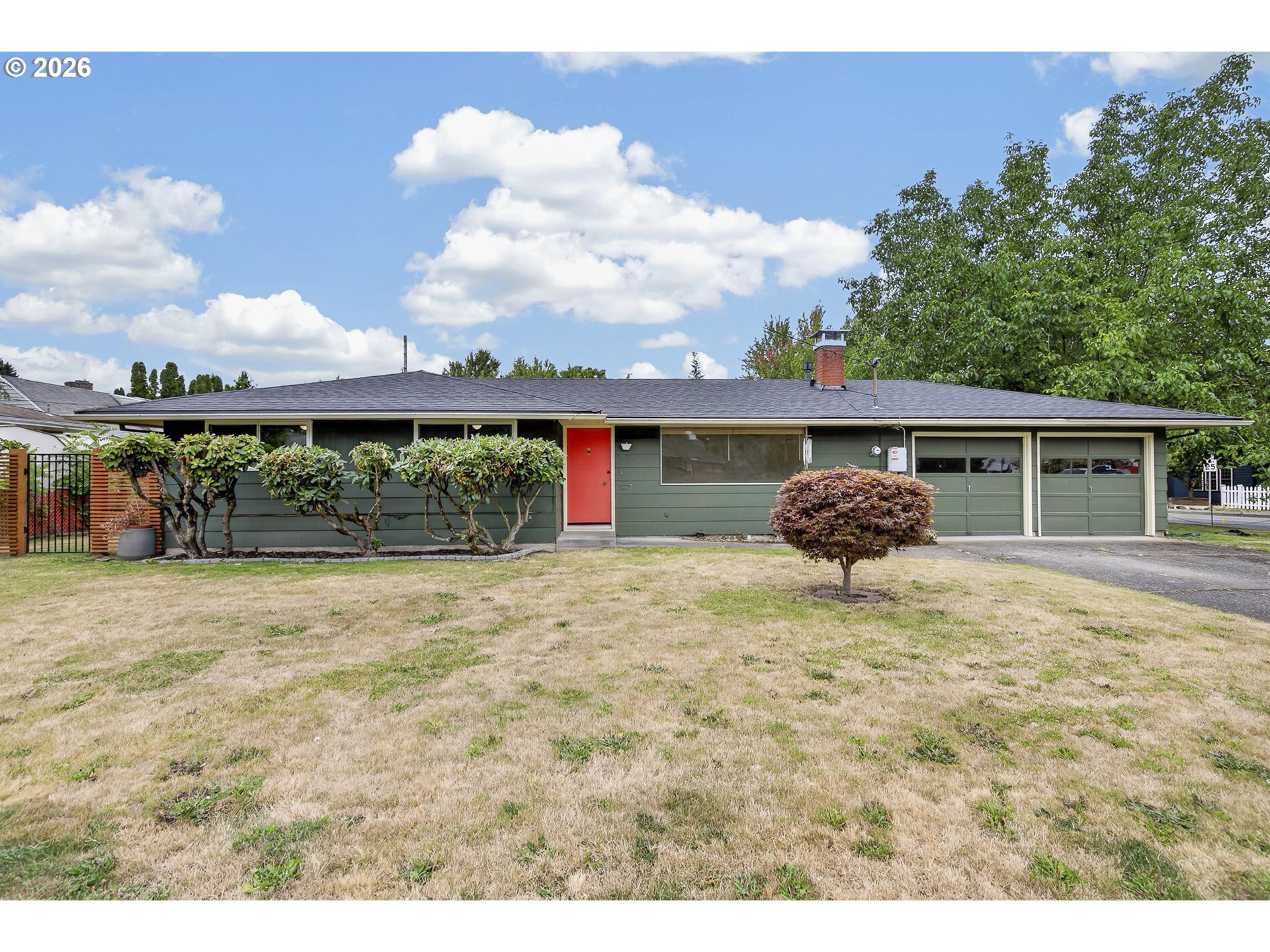 3210 SE Sherrett St — photo