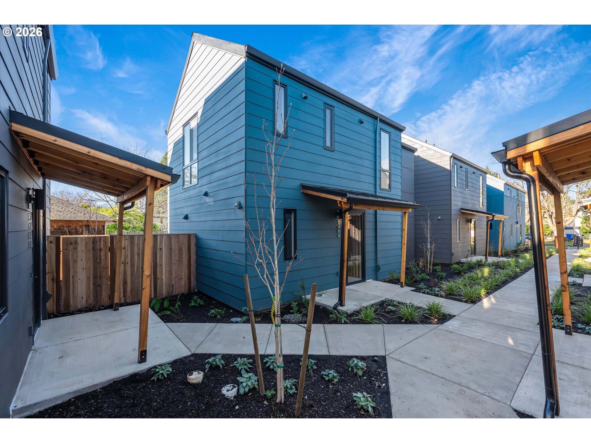 5486 SE Boise St — photo
