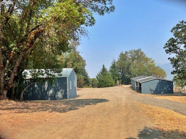 399 Serena Way — photo