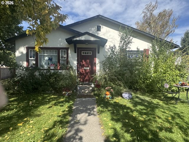 890 Valley Ave — photo